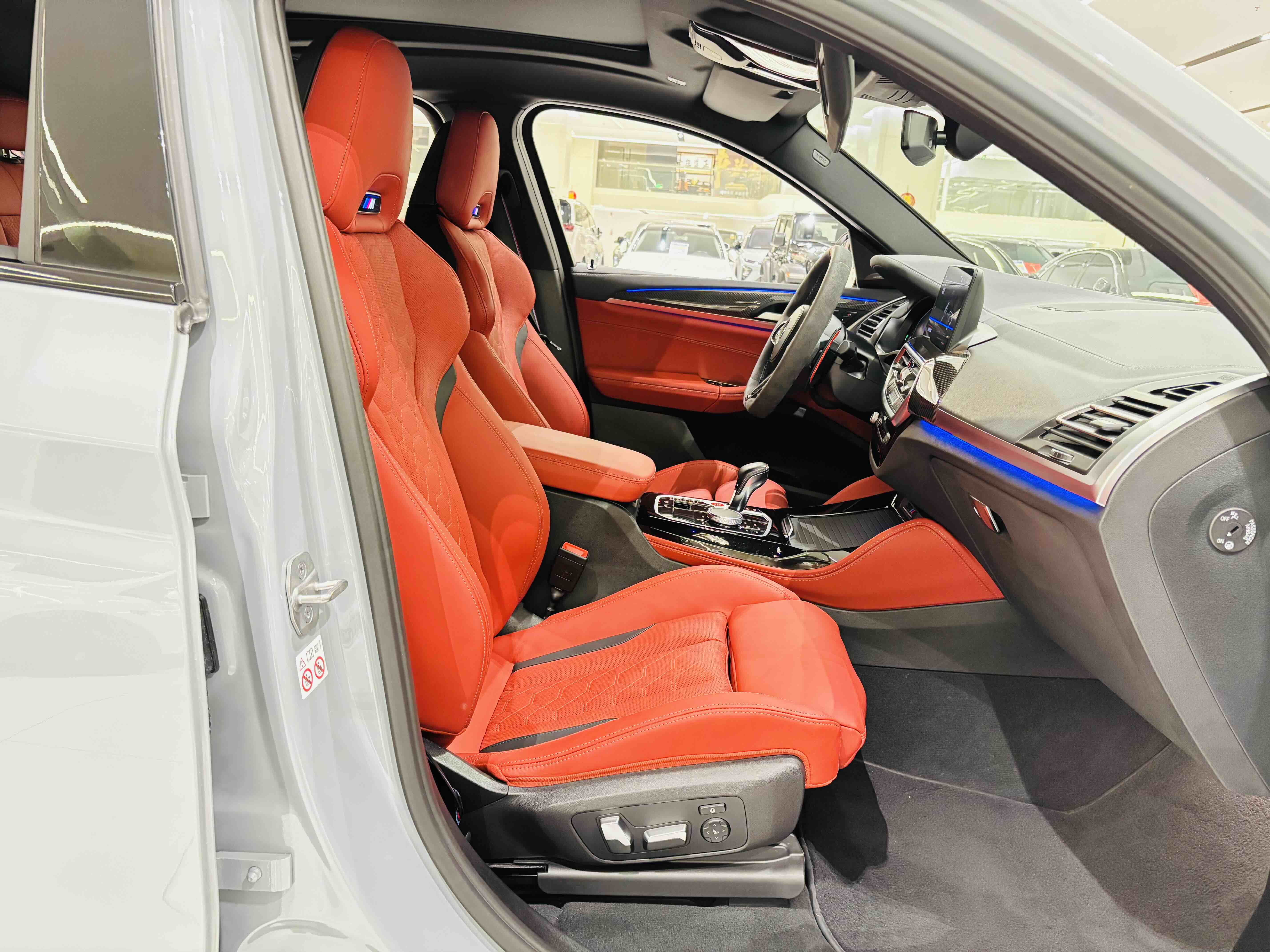 BMW X4 M 2022 car image #22