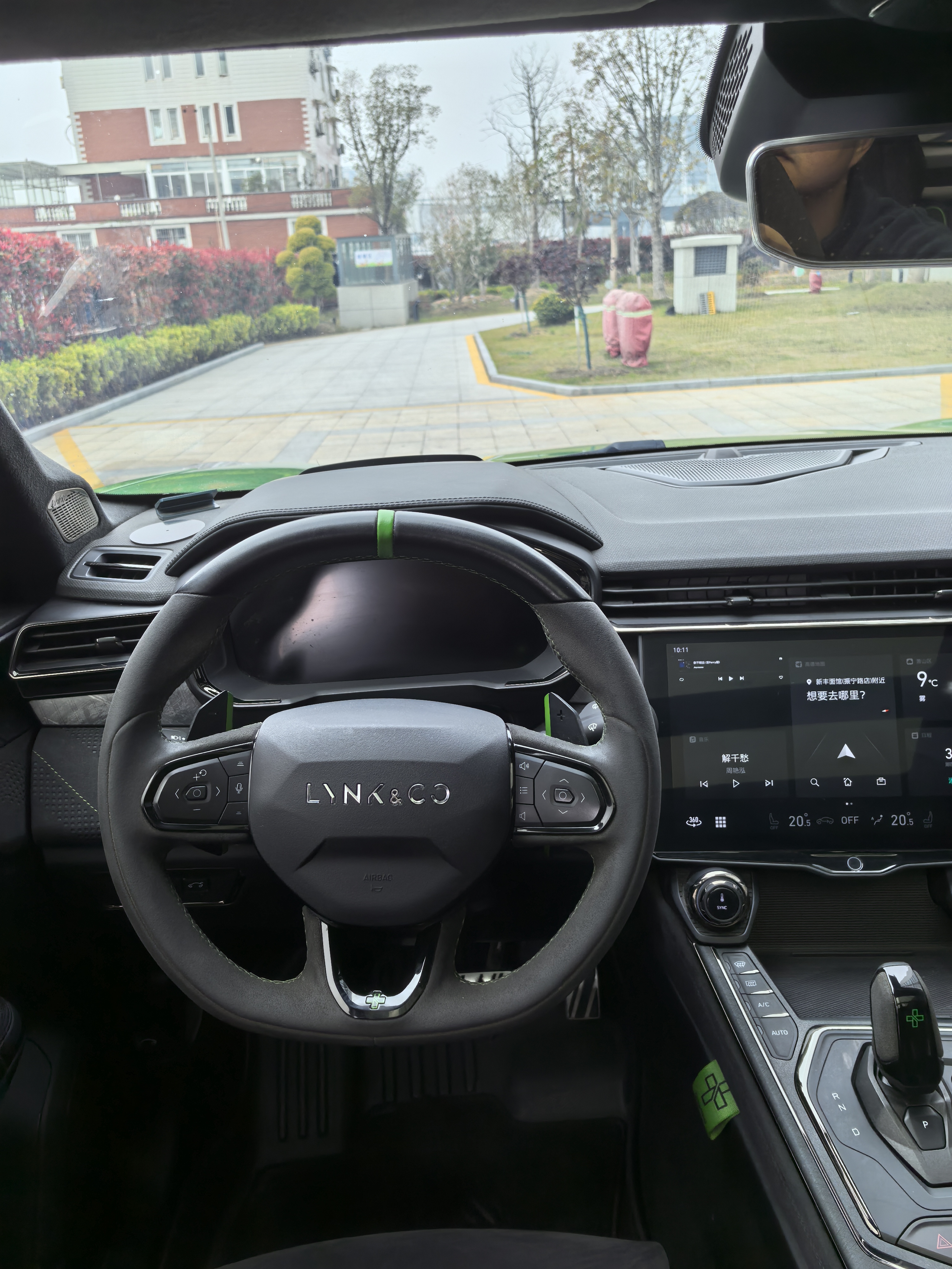 Lynk & Co 05 2022 car image #22