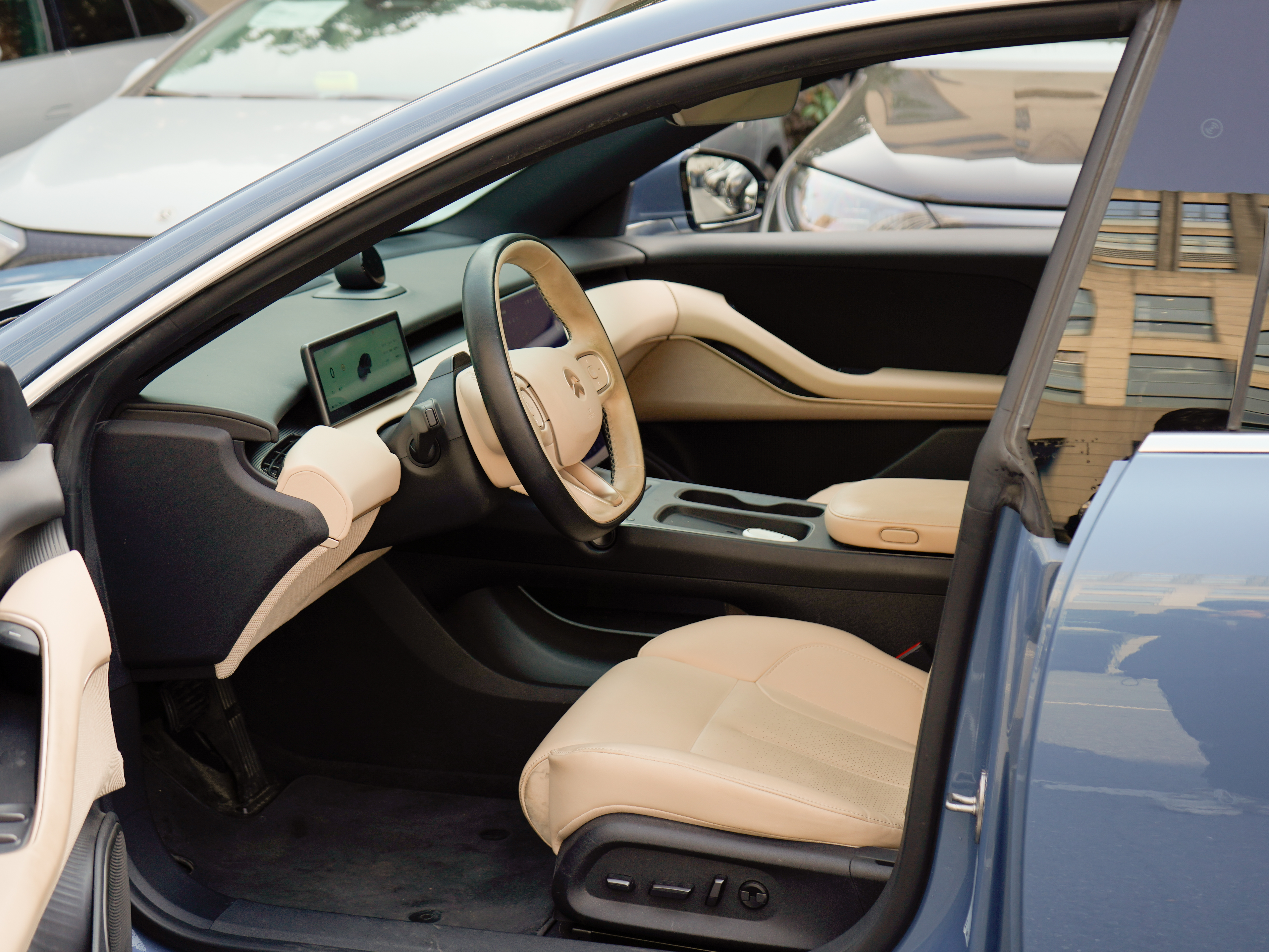 NIO ET5 2022 car image #22