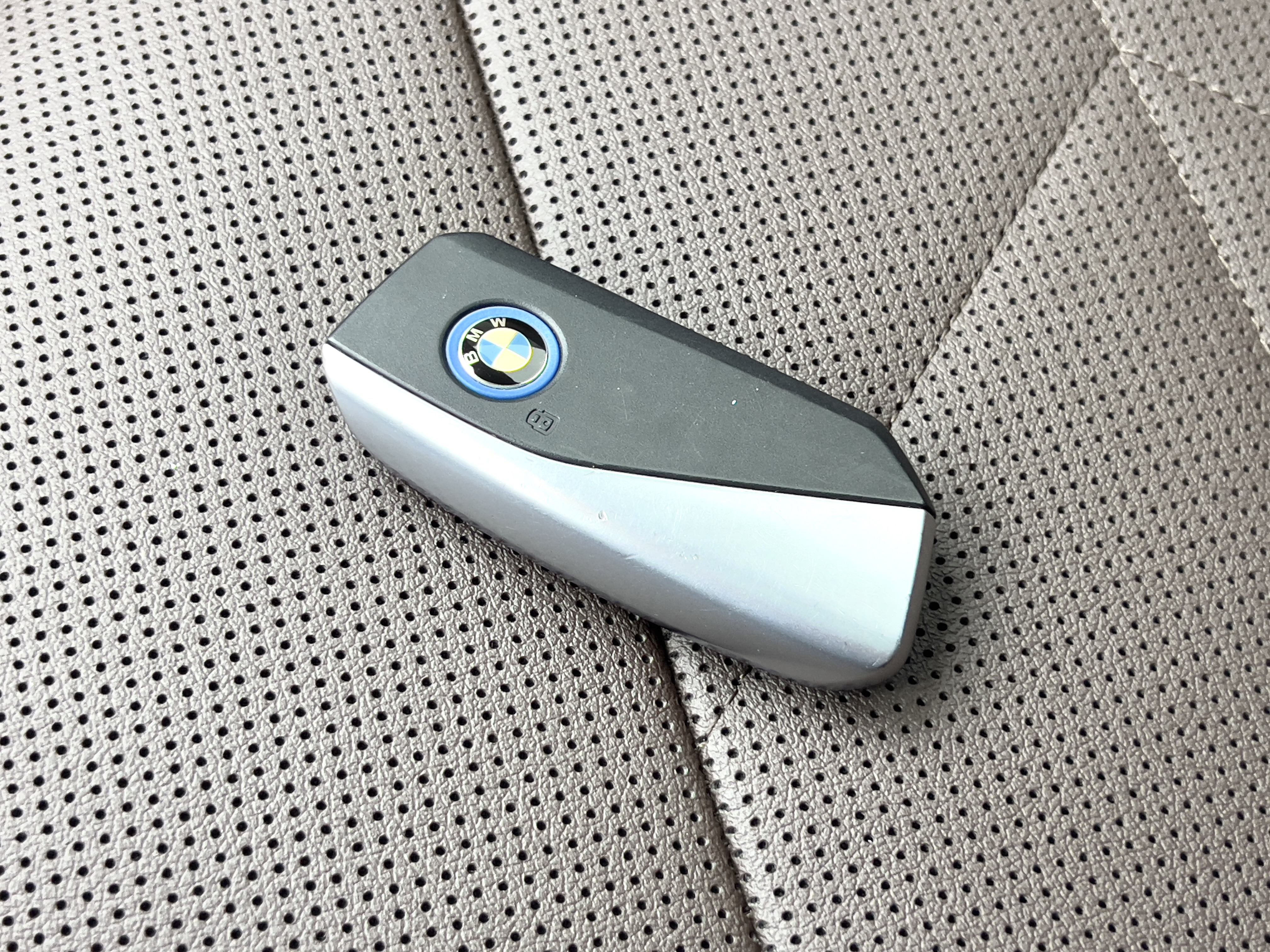 BMW 2023 car image #22