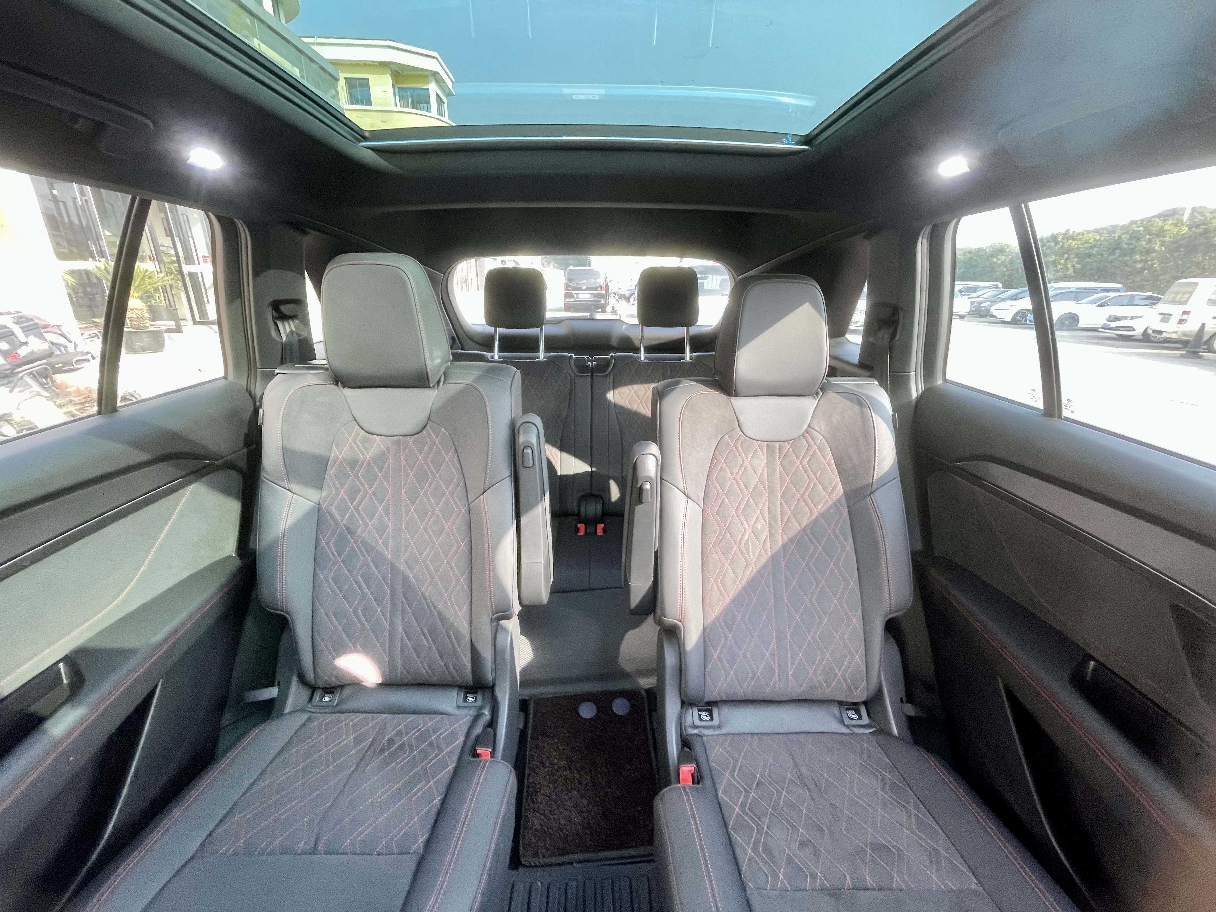 Audi Q5 e-tron 2022 immagine di auto #22