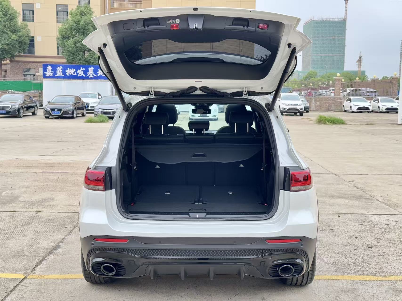 Mercedes-Benz GLB AMG 2022 car image #22