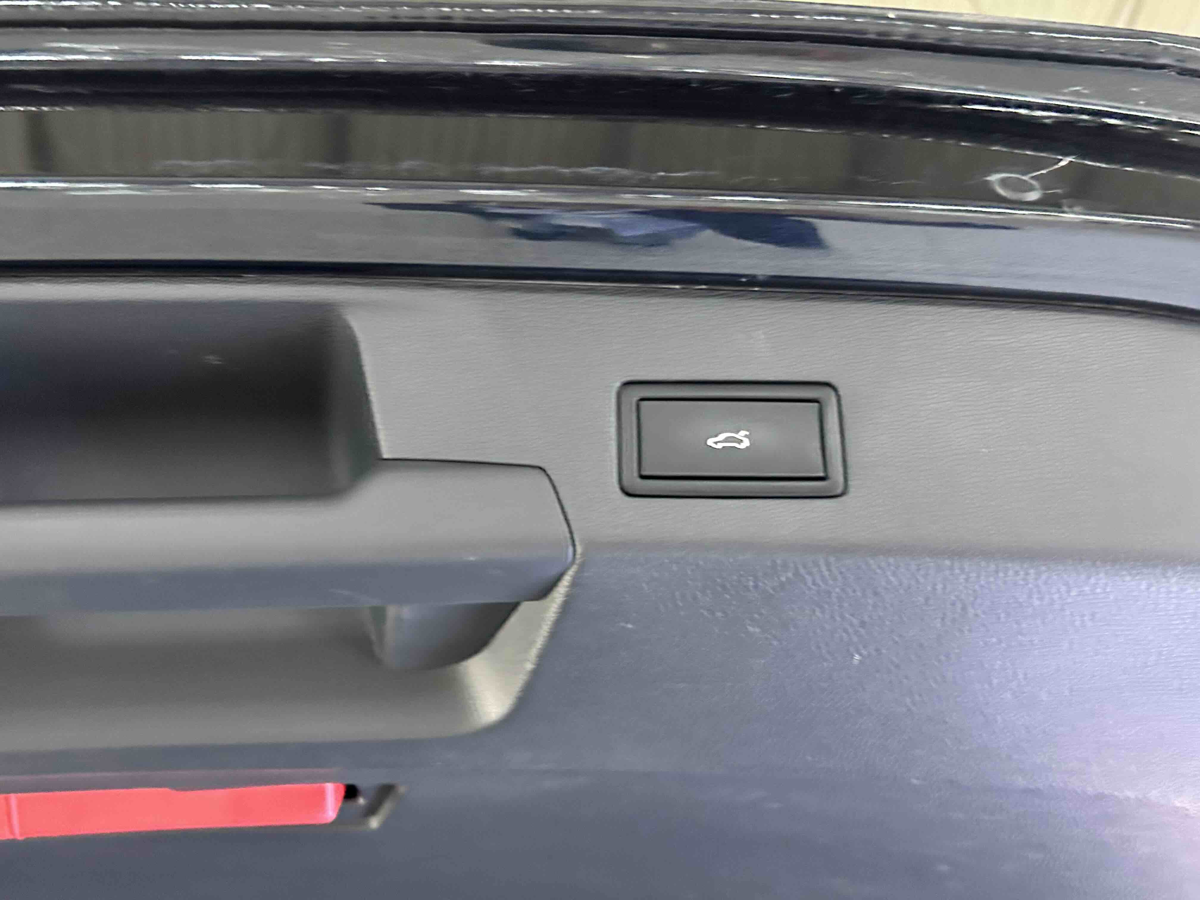 Volkswagen ID.6 Crozz 2023 #22 Volkswagen ID.6 Crozz 2023 immagine di auto #22