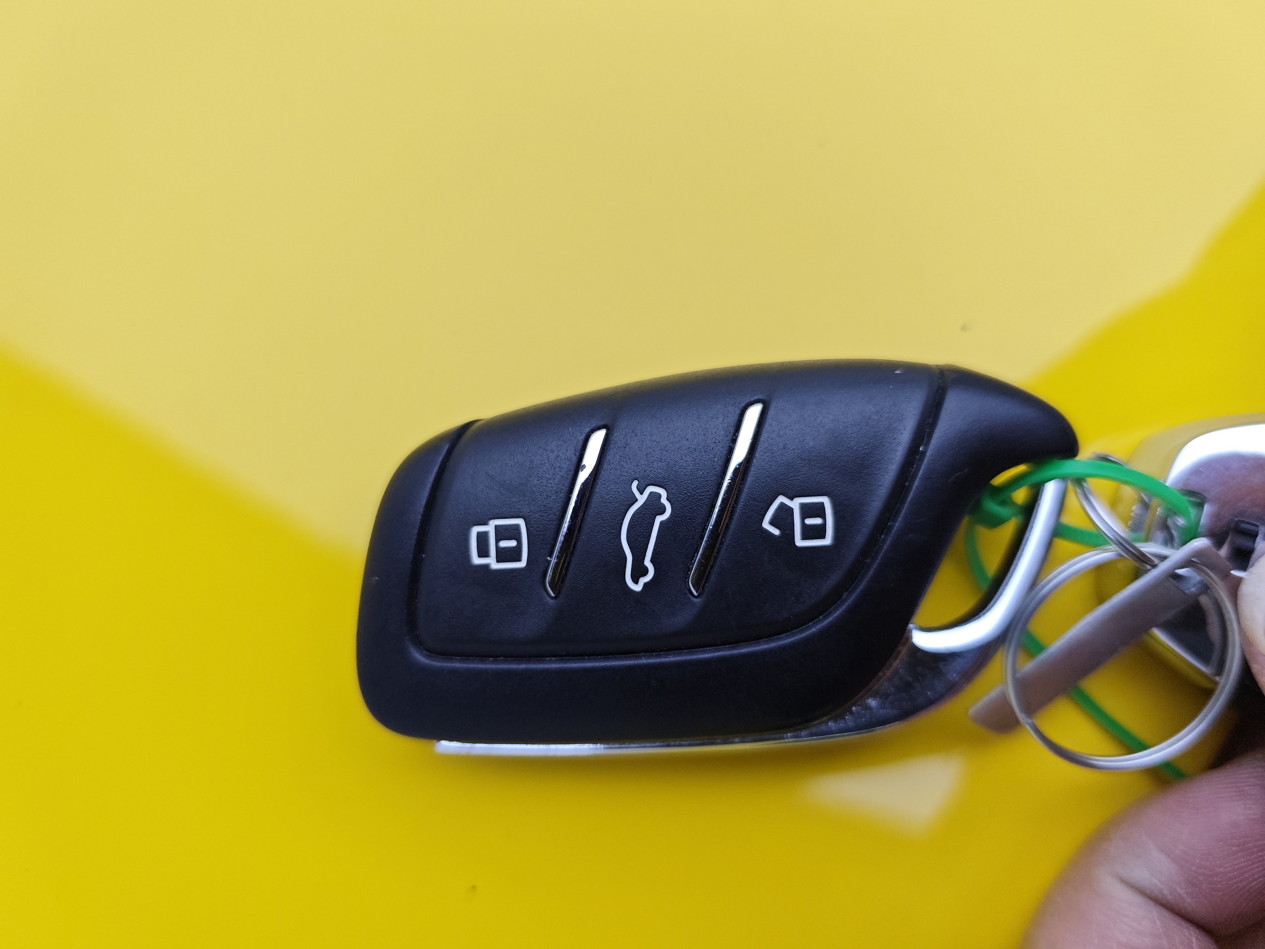 5 2022 #22 5 2022 immagine di auto #22
