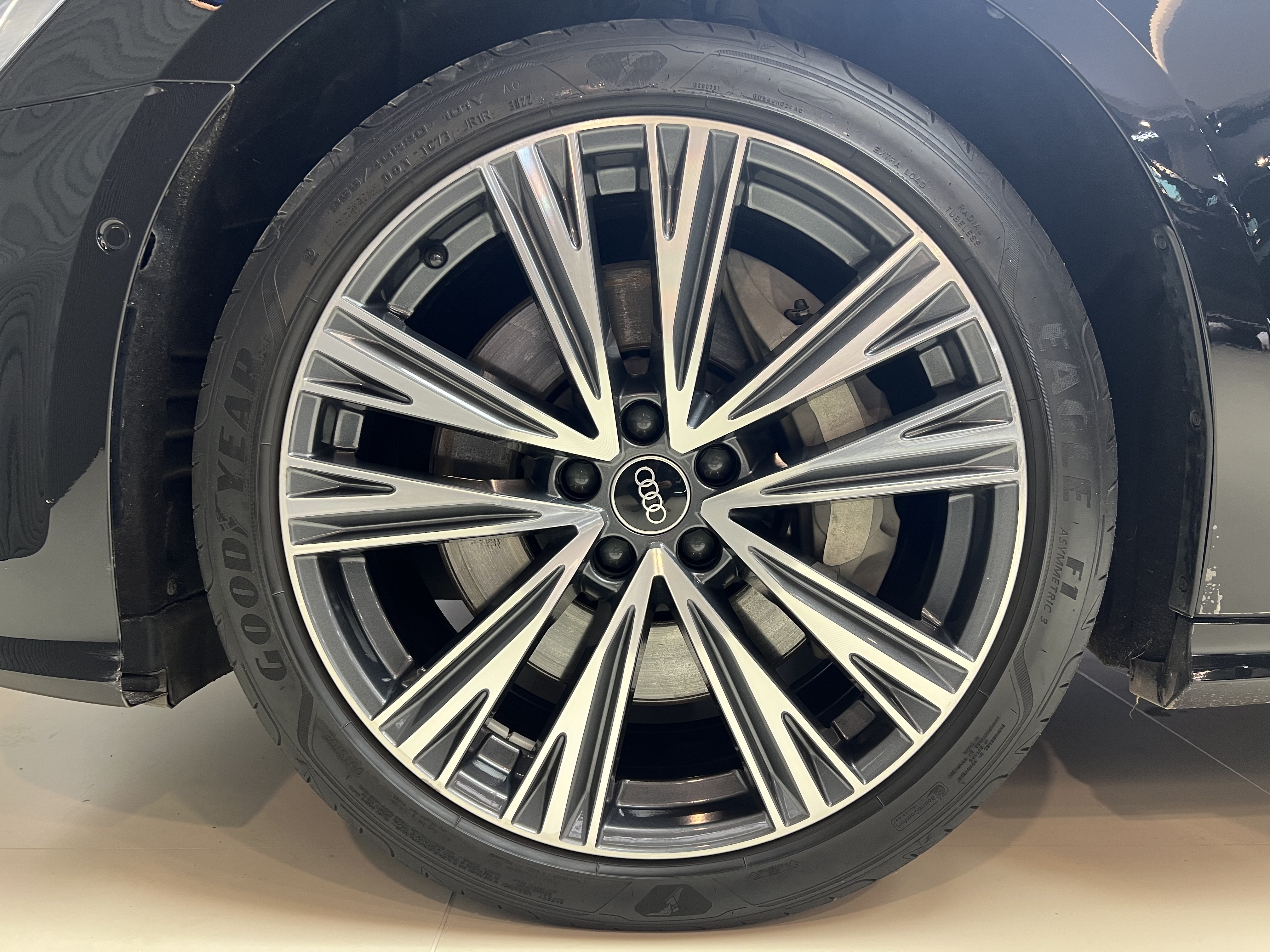 Audi A6L 2023 immagine di auto #22