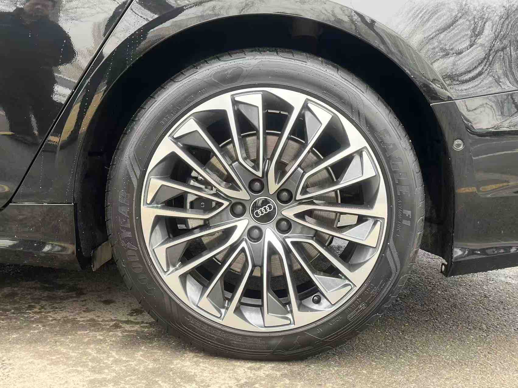 Audi A6L New Energy 2022 car image #22