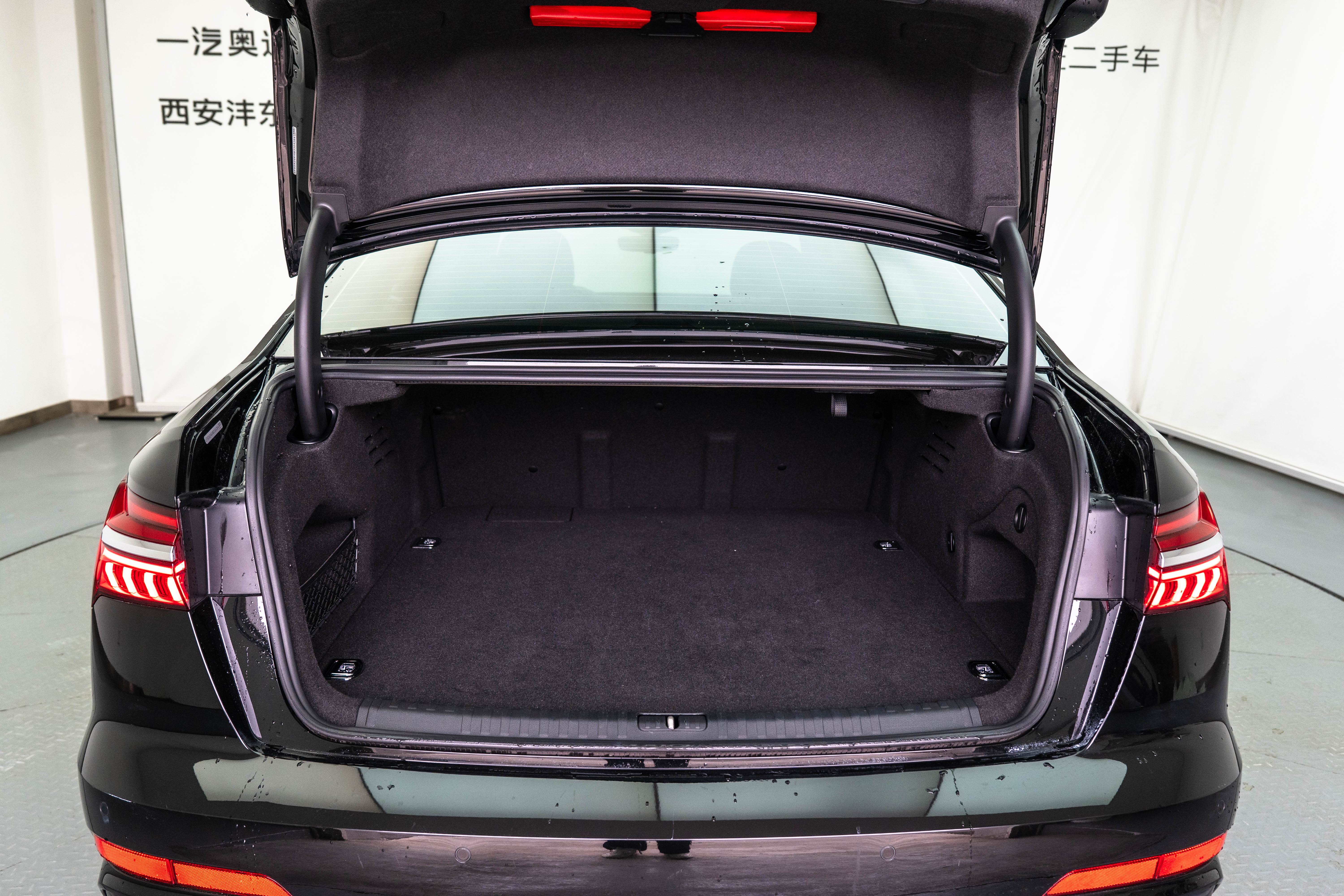 Audi A6L New Energy 2023 #22 Audi A6L New Energy 2023 car image #22