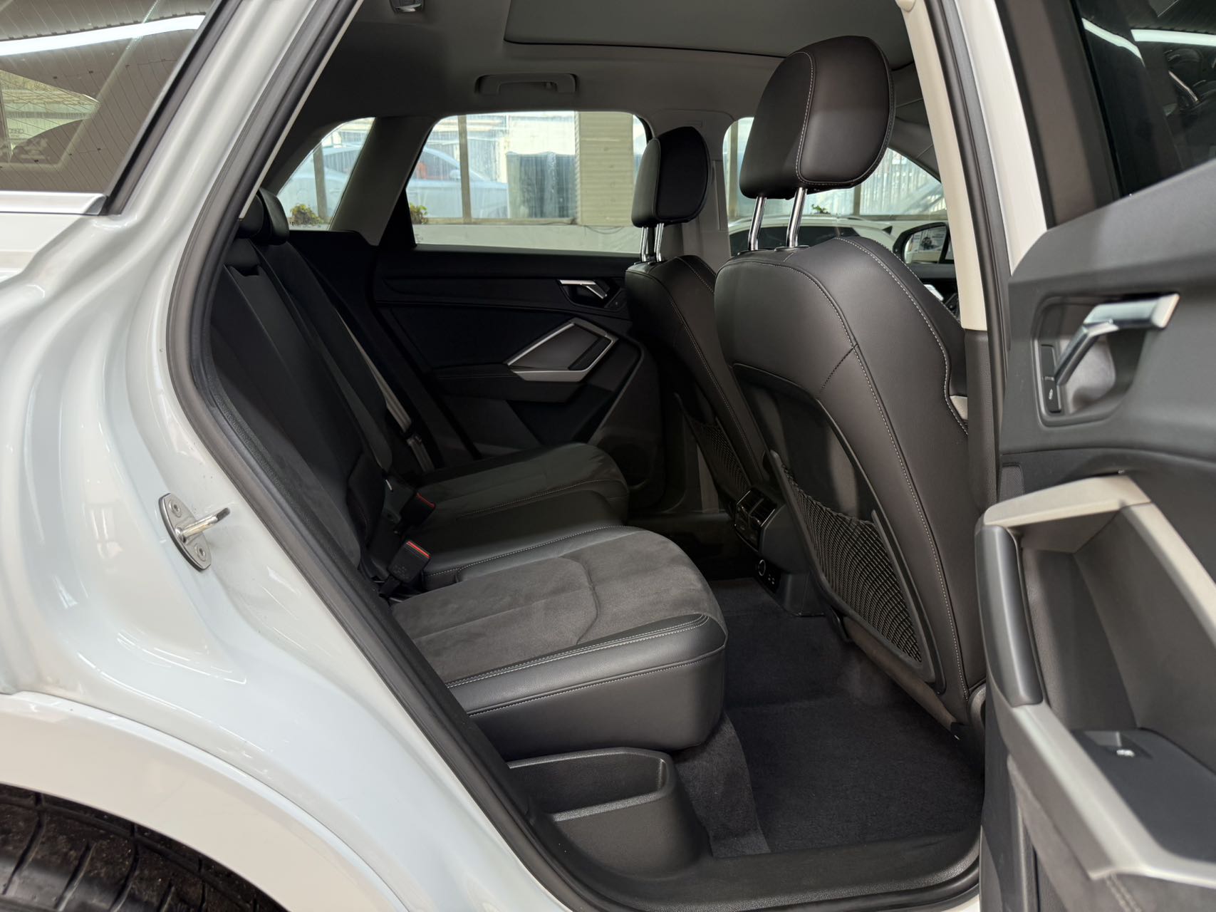 Audi Q3 2023 car image #22