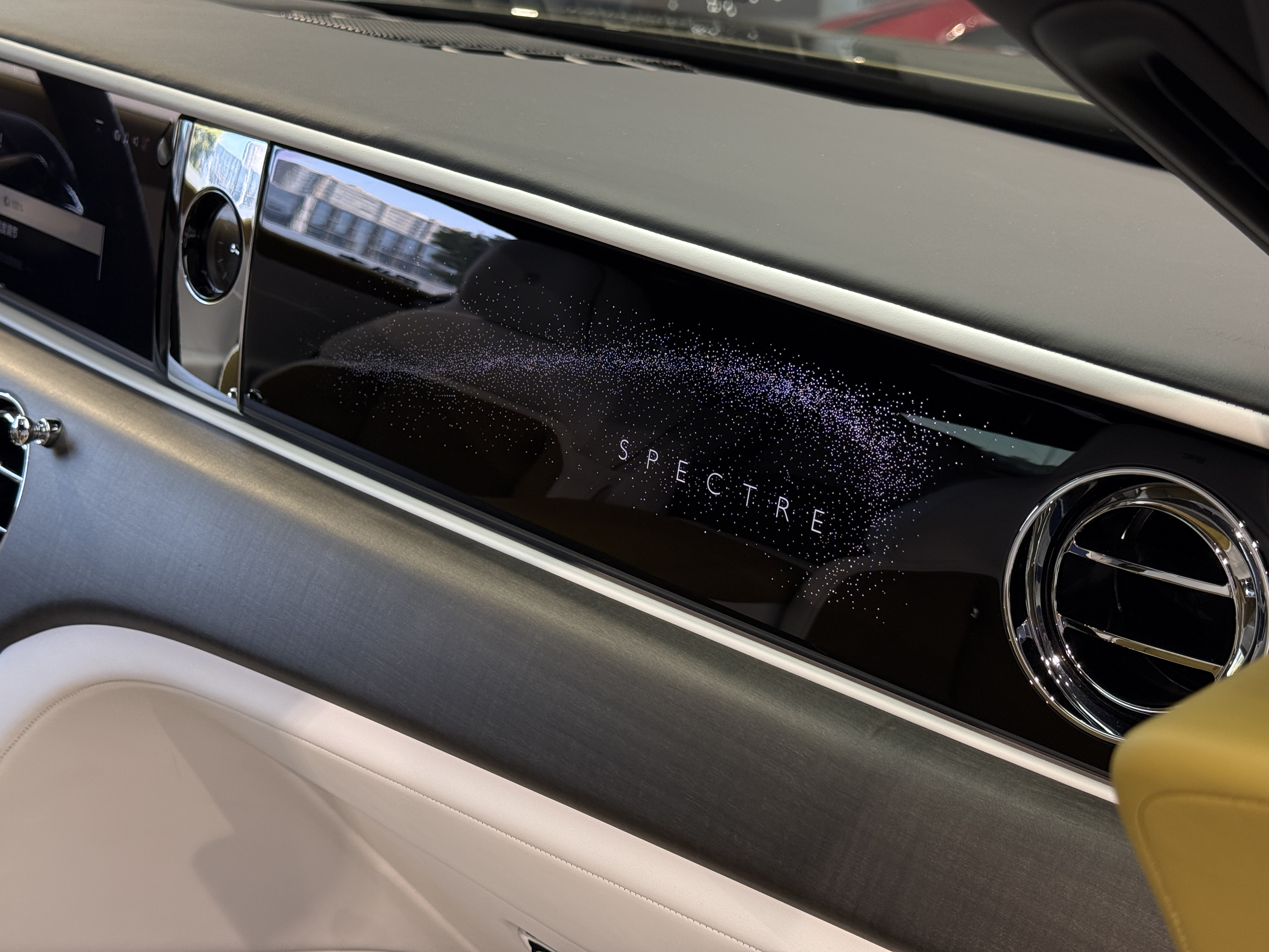 劳斯莱斯 闪灵 2024 #22 劳斯莱斯 闪灵 2024 汽车图片 #22