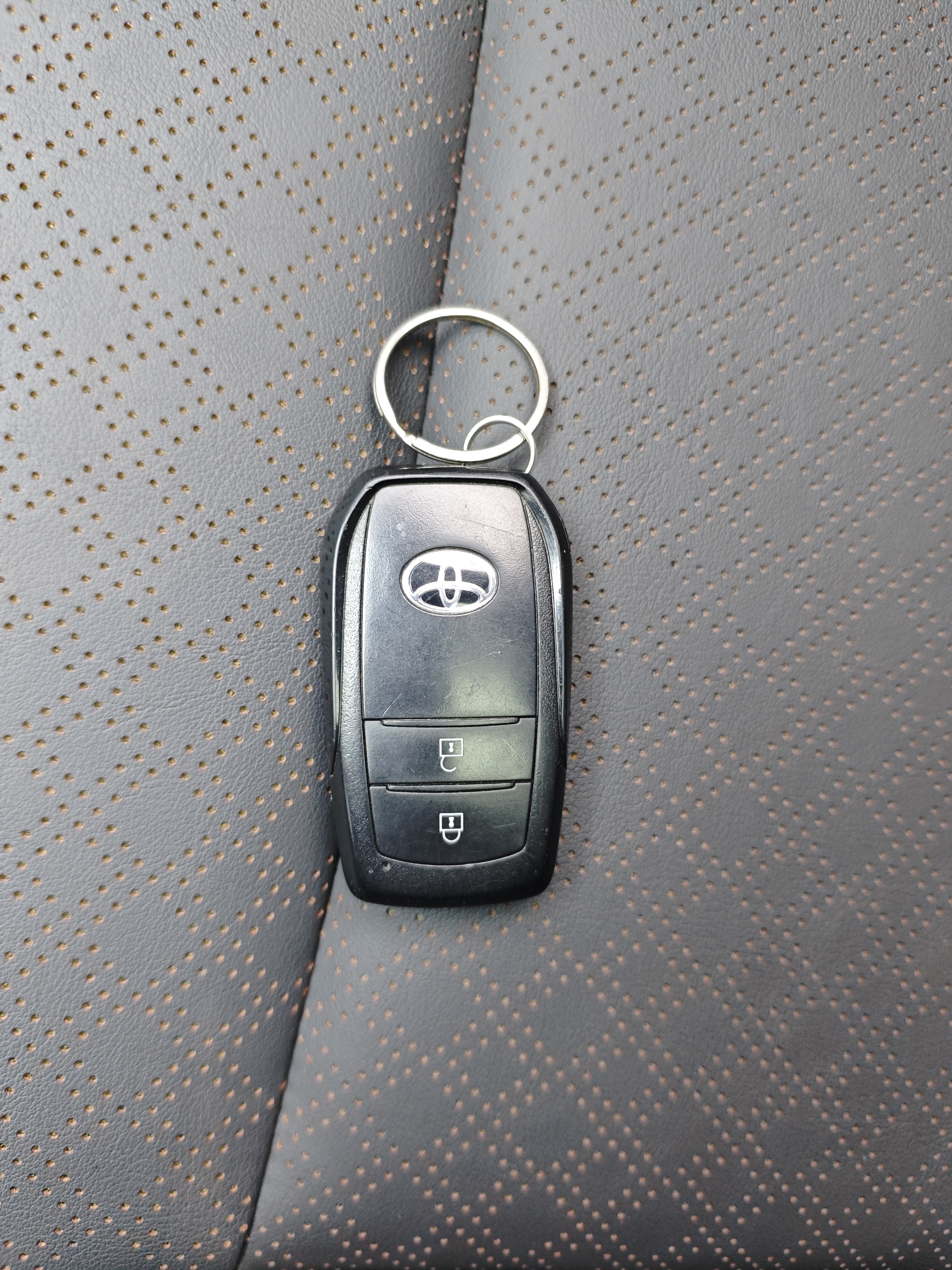 Toyota bZ3 2023 #22 Toyota bZ3 2023 immagine di auto #22