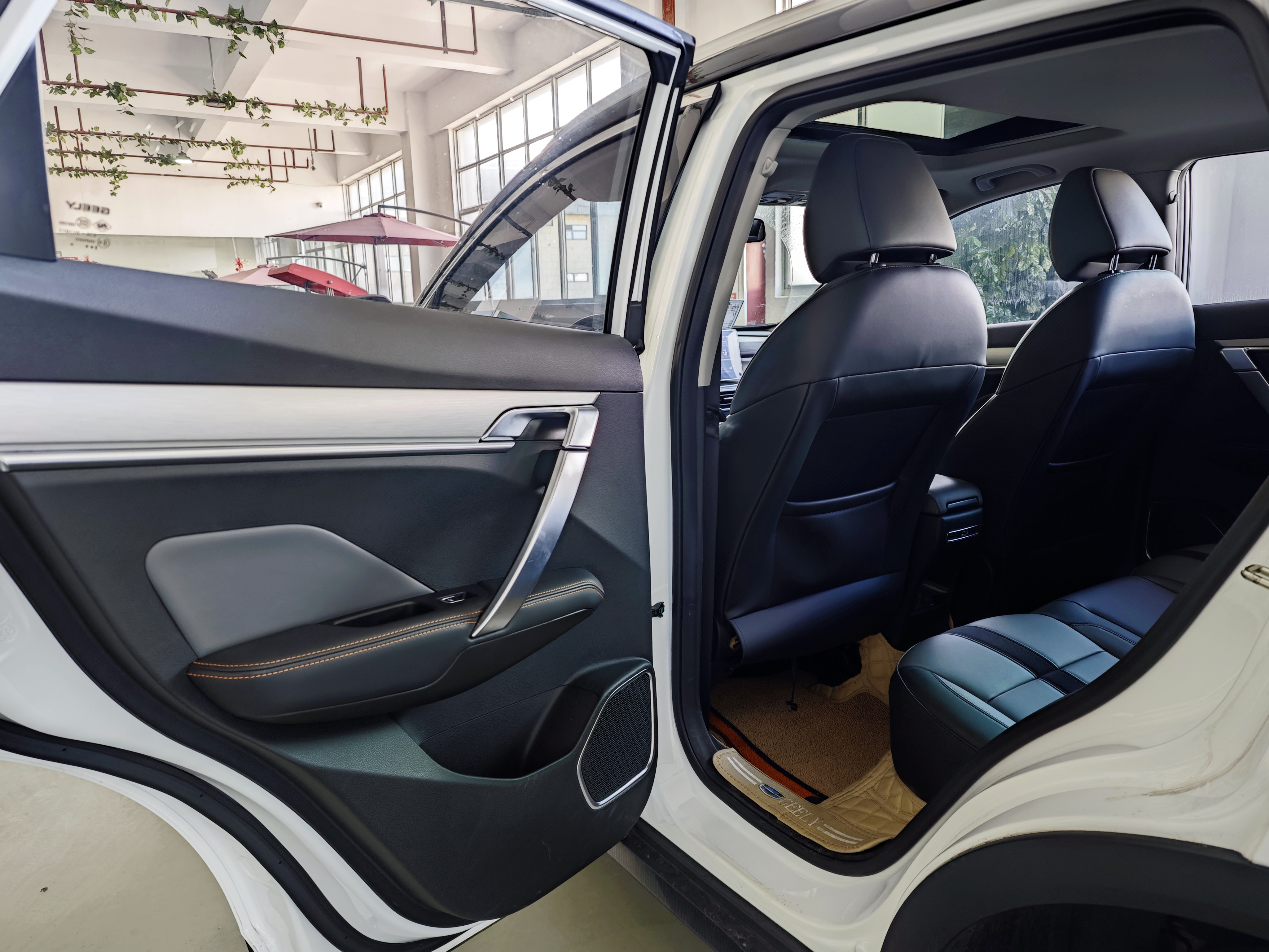 GEELY Coolray 2023 #22 GEELY Coolray 2023 car image #22