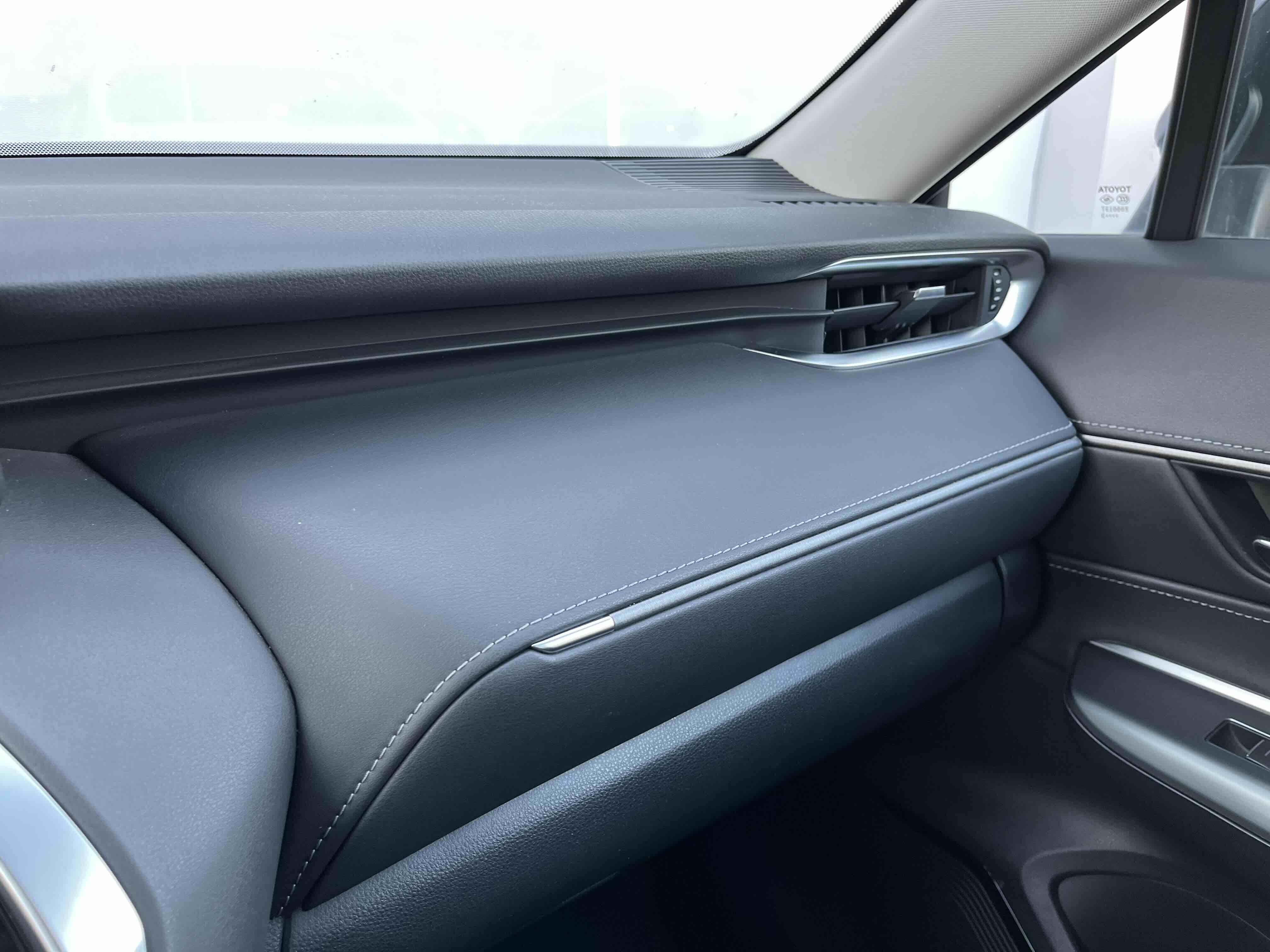 Toyota Harrier 2023 immagine di auto #22