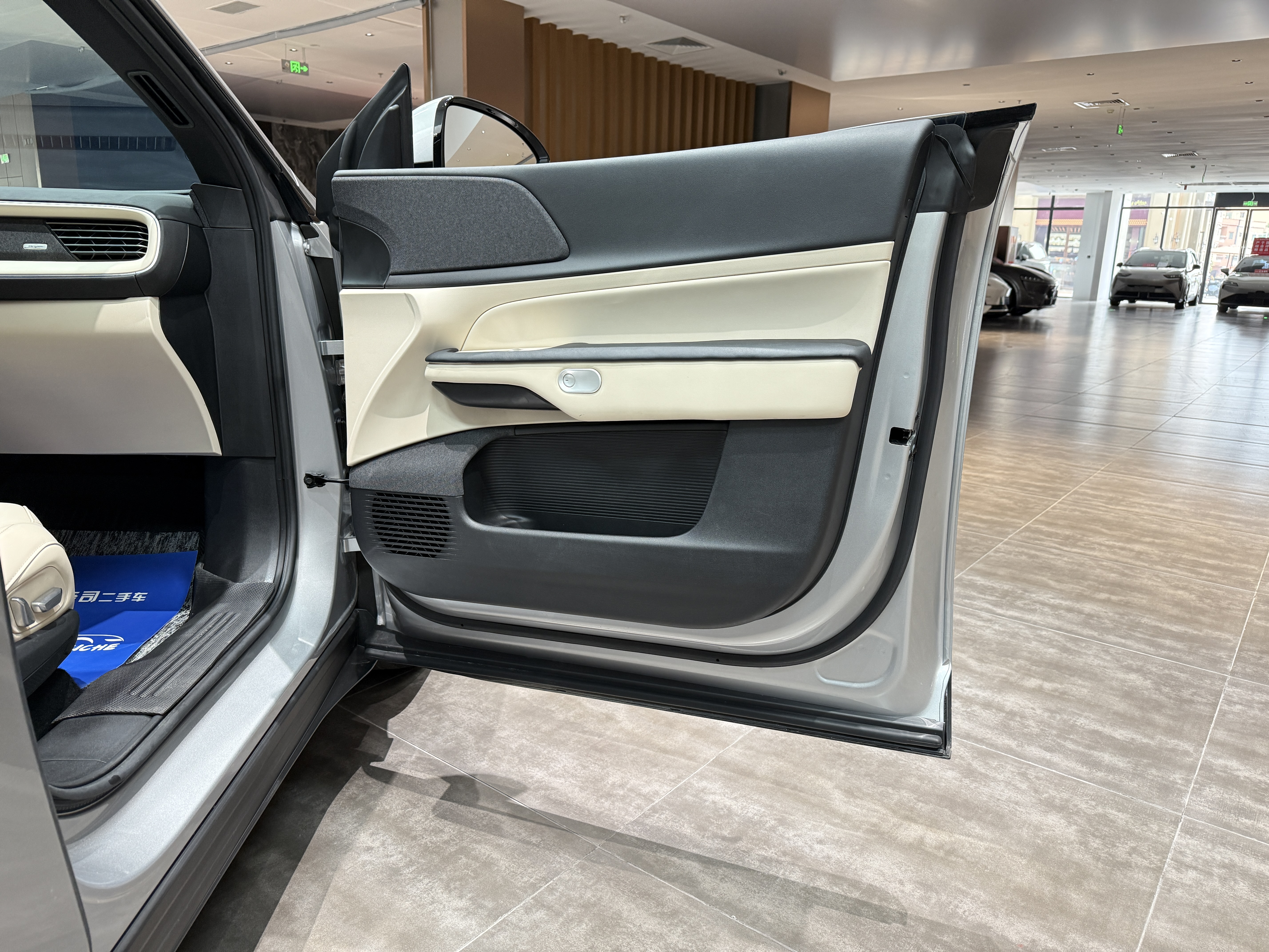 Xpeng G6 2024 صورة سيارة #22