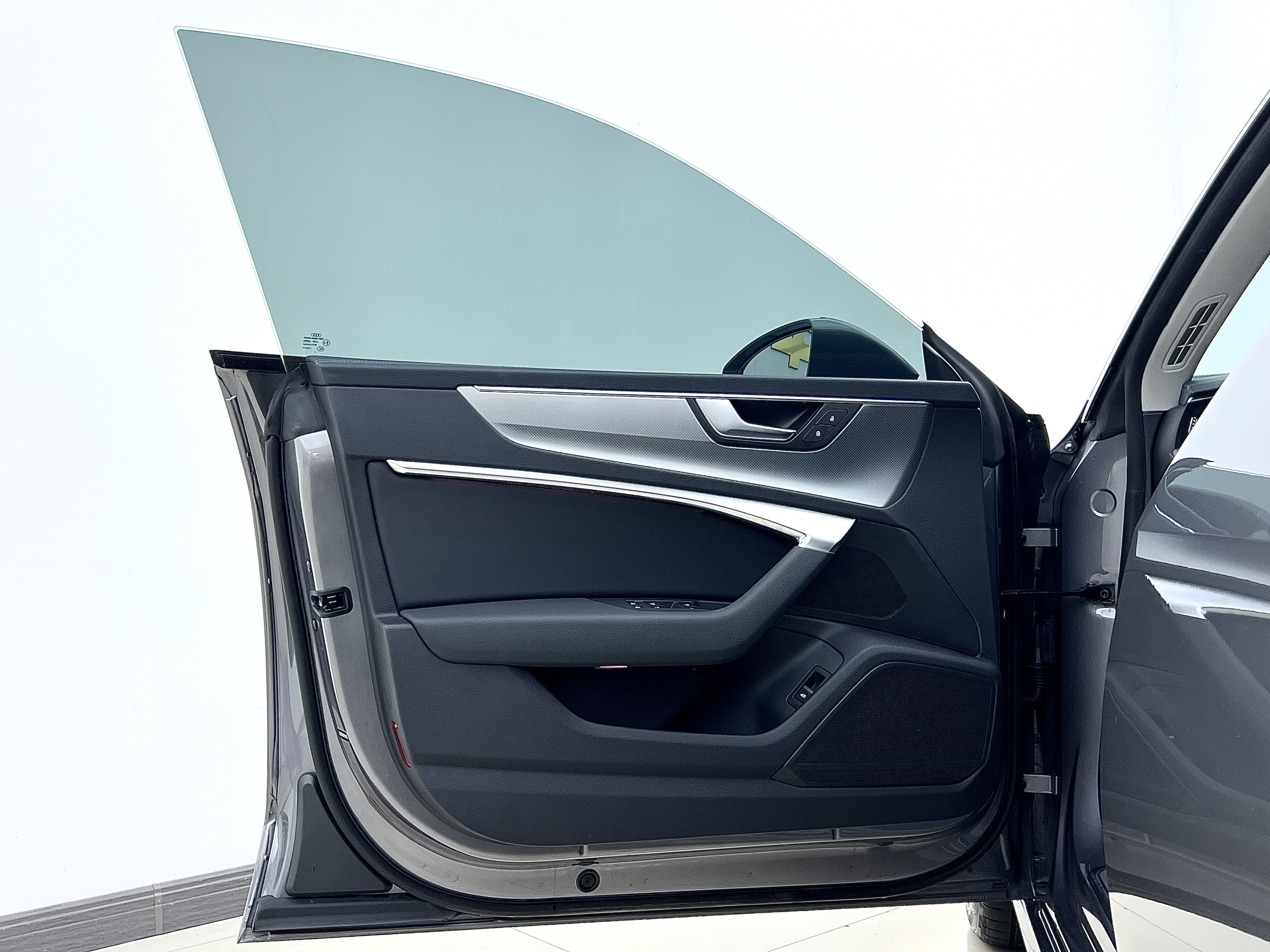 Audi A7L 2024 #22 Audi A7L 2024 صورة سيارة #22