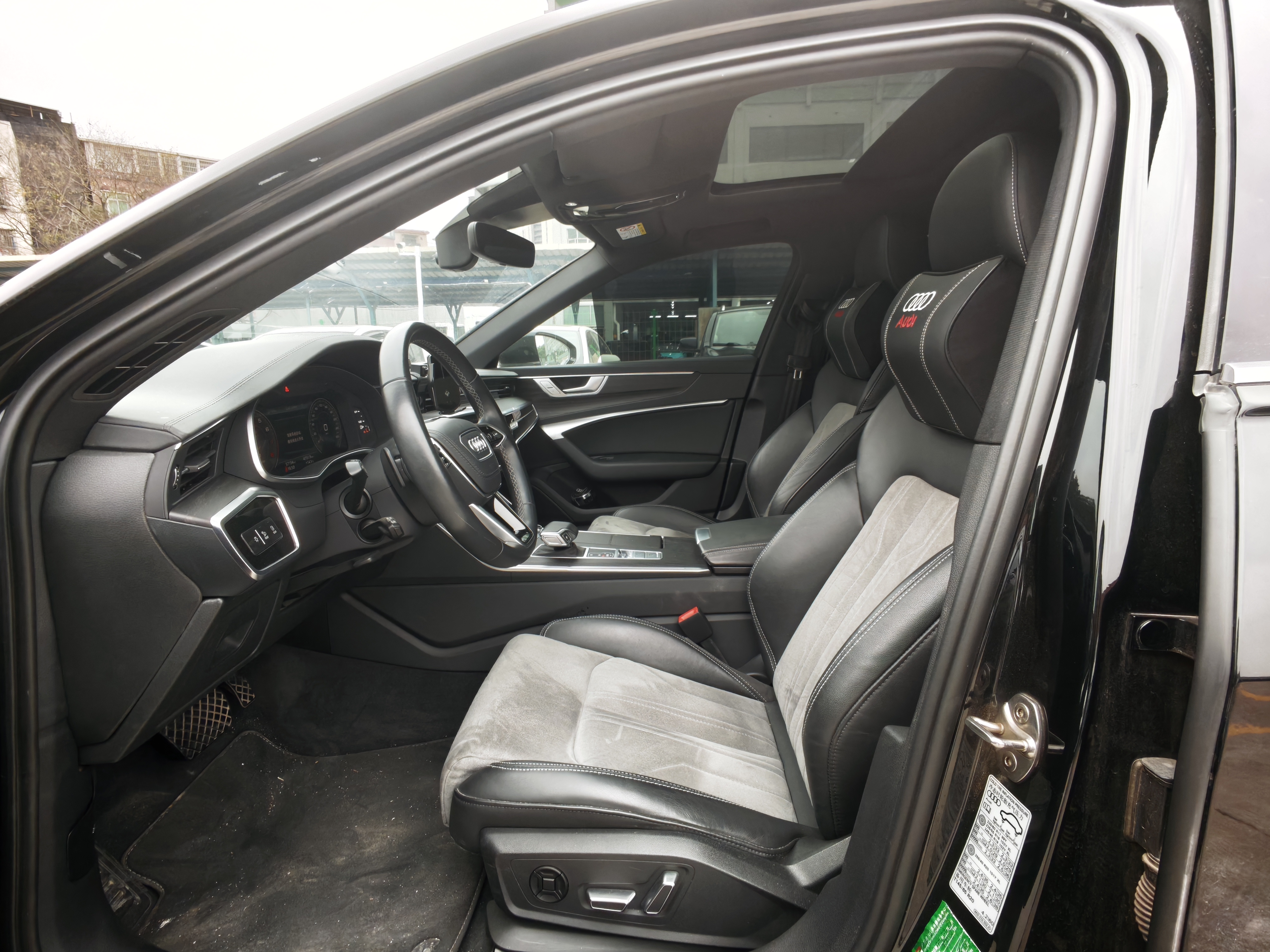 Audi A6L 2024 car image #22