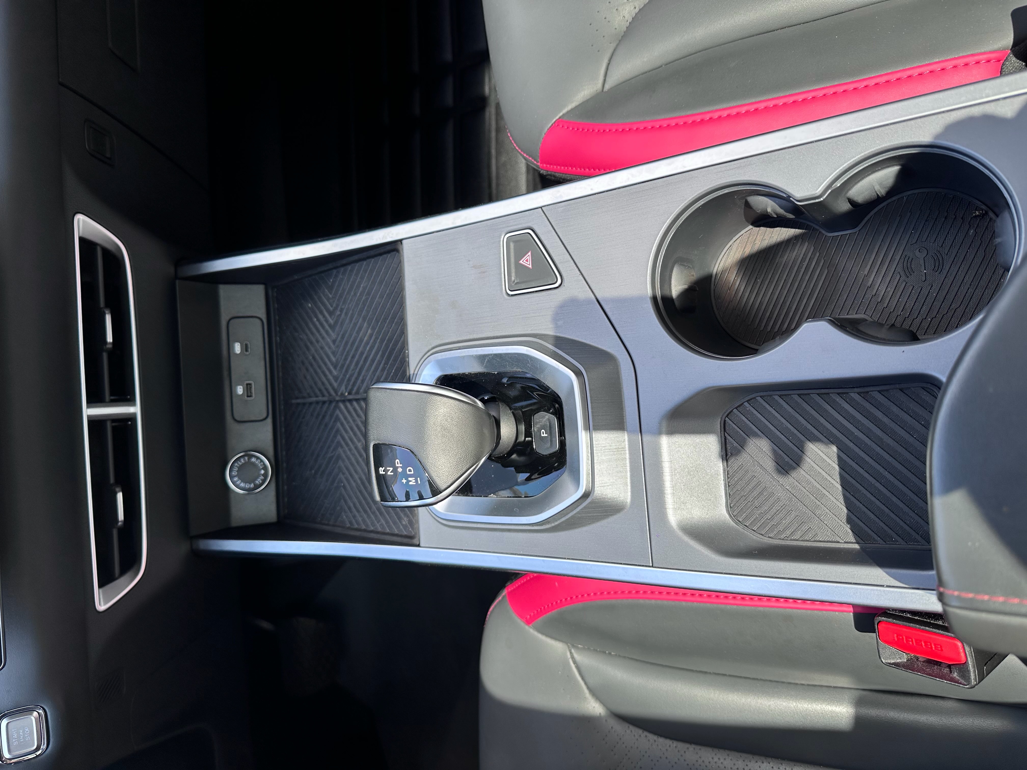 Dashing 2025 car image #22