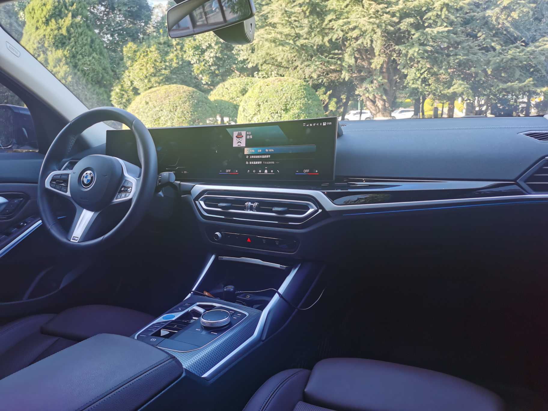 BMW i3 2024 car image #22