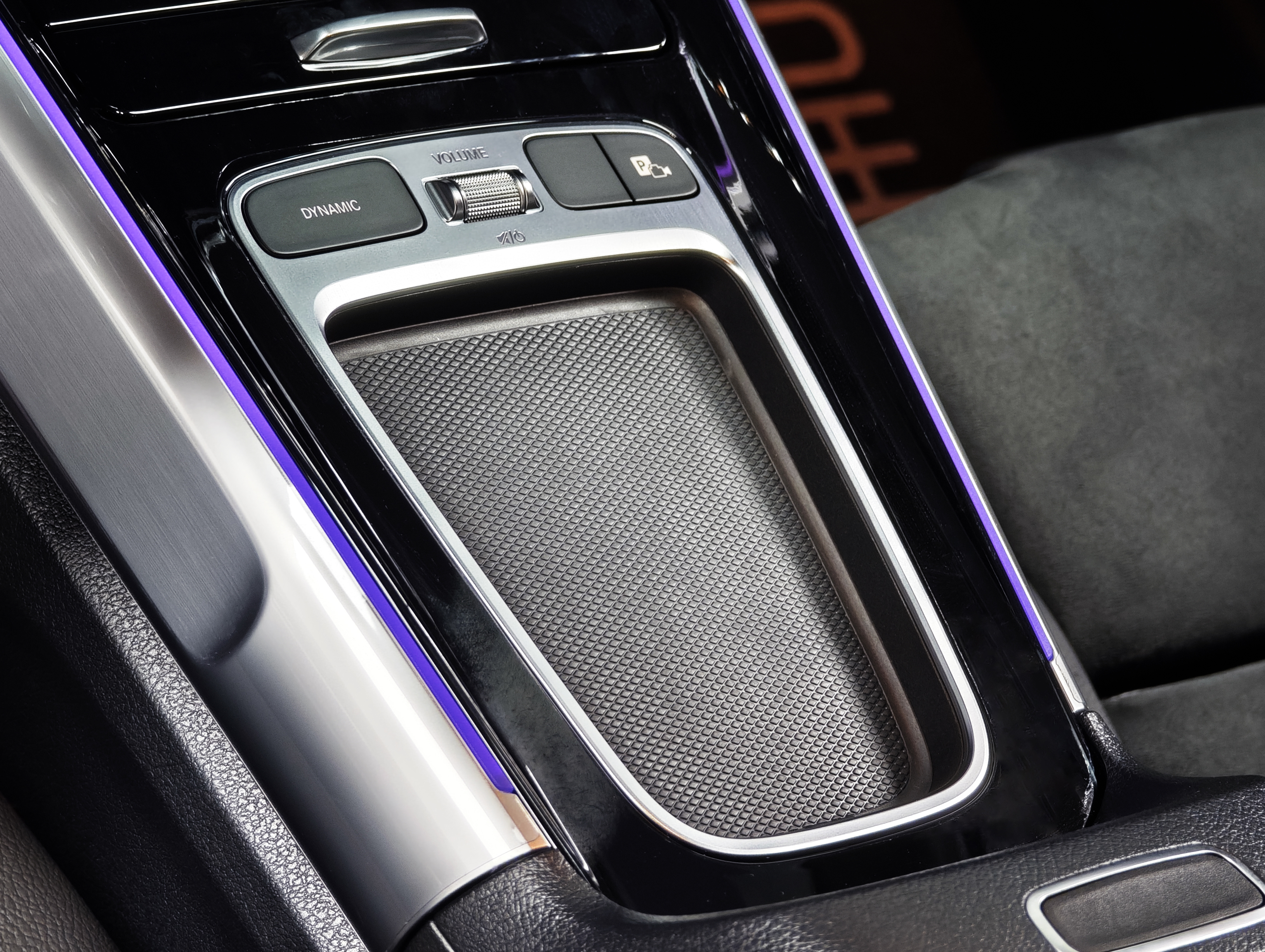 Mercedes-Benz GLB AMG 2025 car image #22