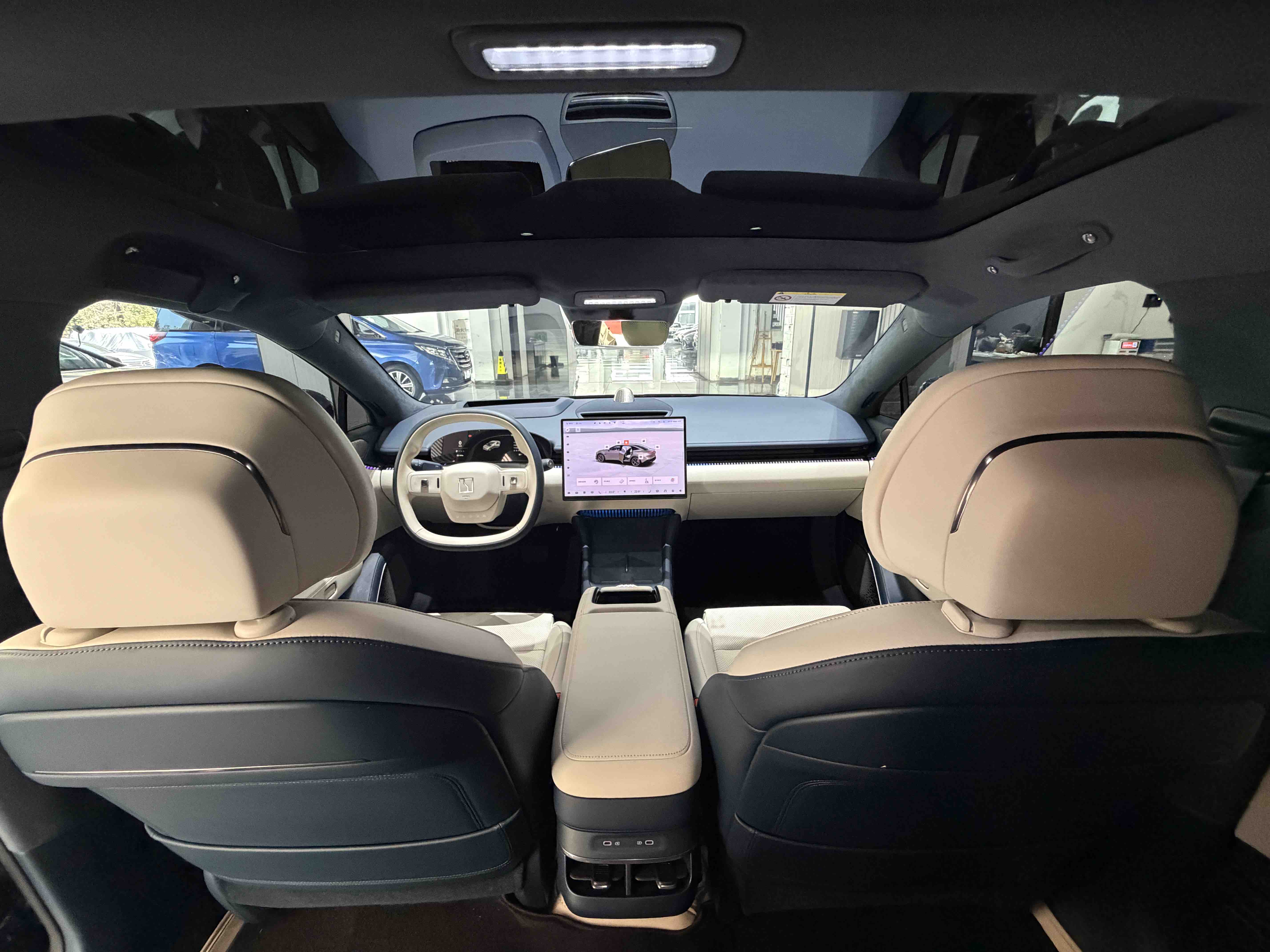 极氪 极氪007 2024 汽车图片 #22