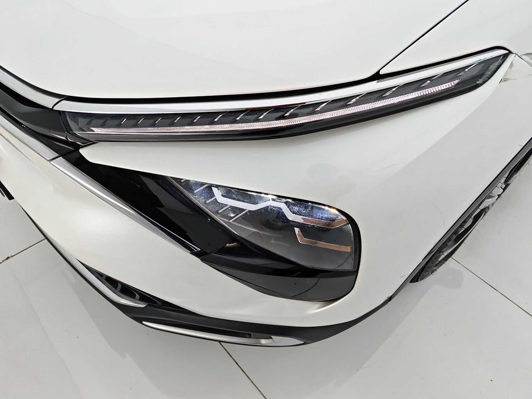 Citroen C5 X 2024 immagine di auto #22