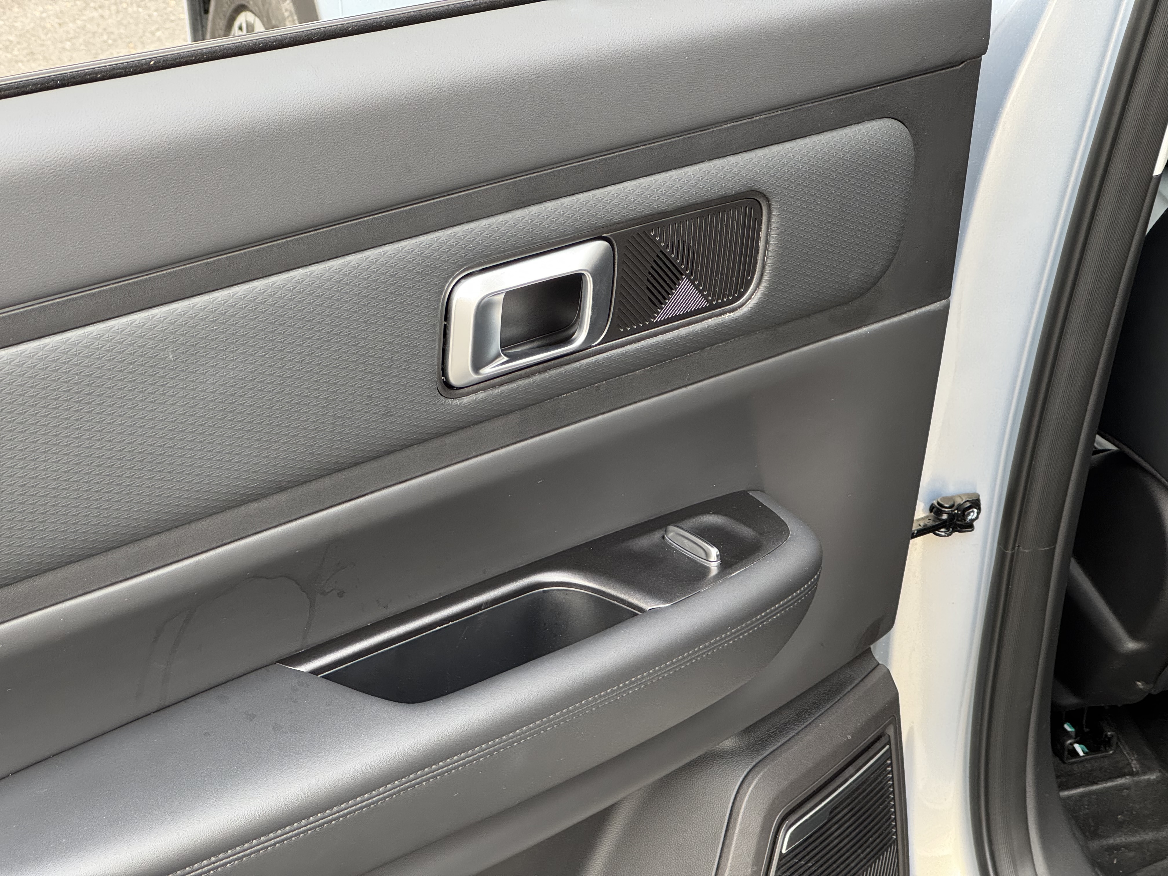 Chery Exploration 06 C-DM 2024 #22 Chery Exploration 06 C-DM 2024 car image #22