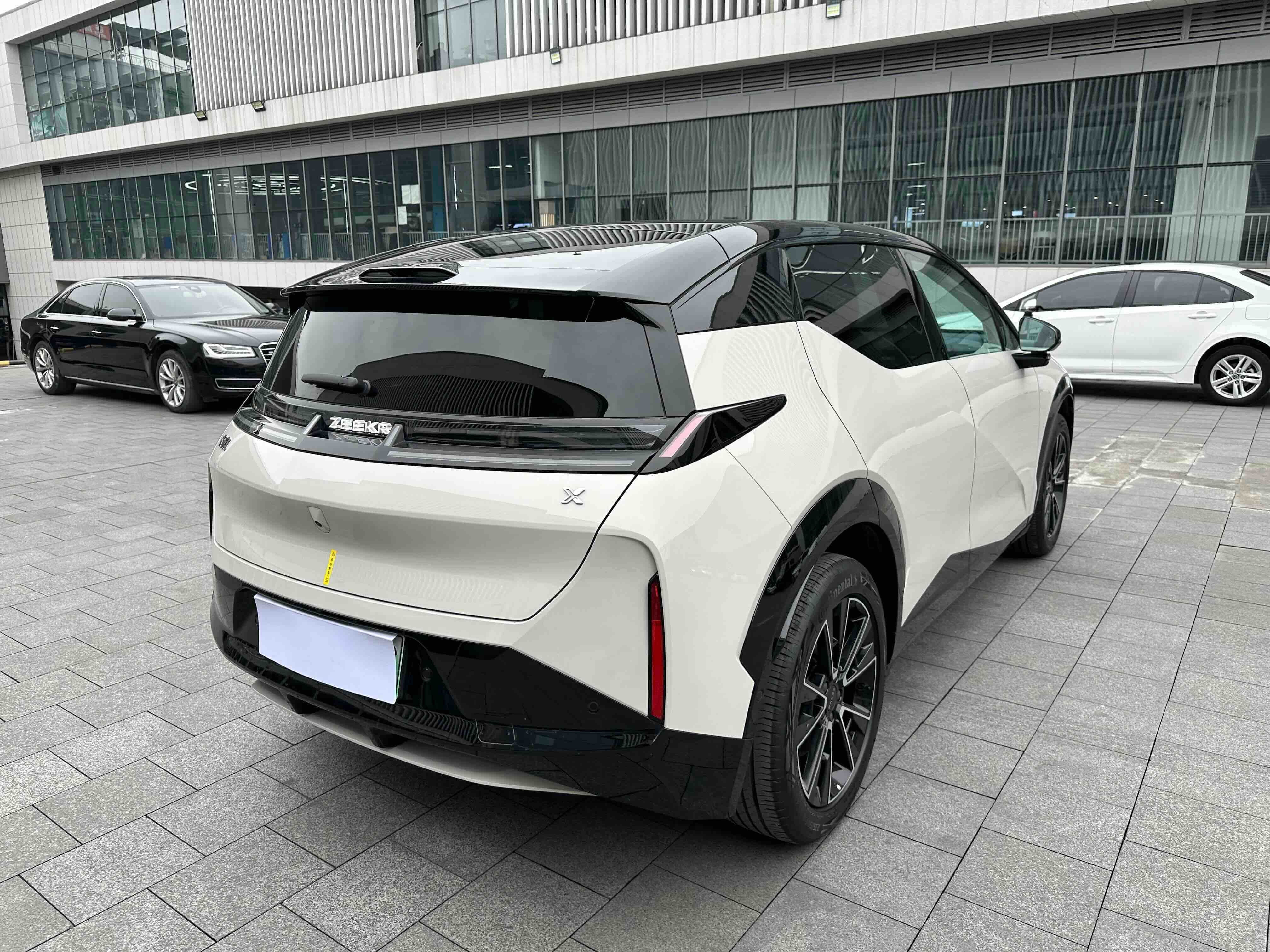 Zeekr X 2024 car image #22