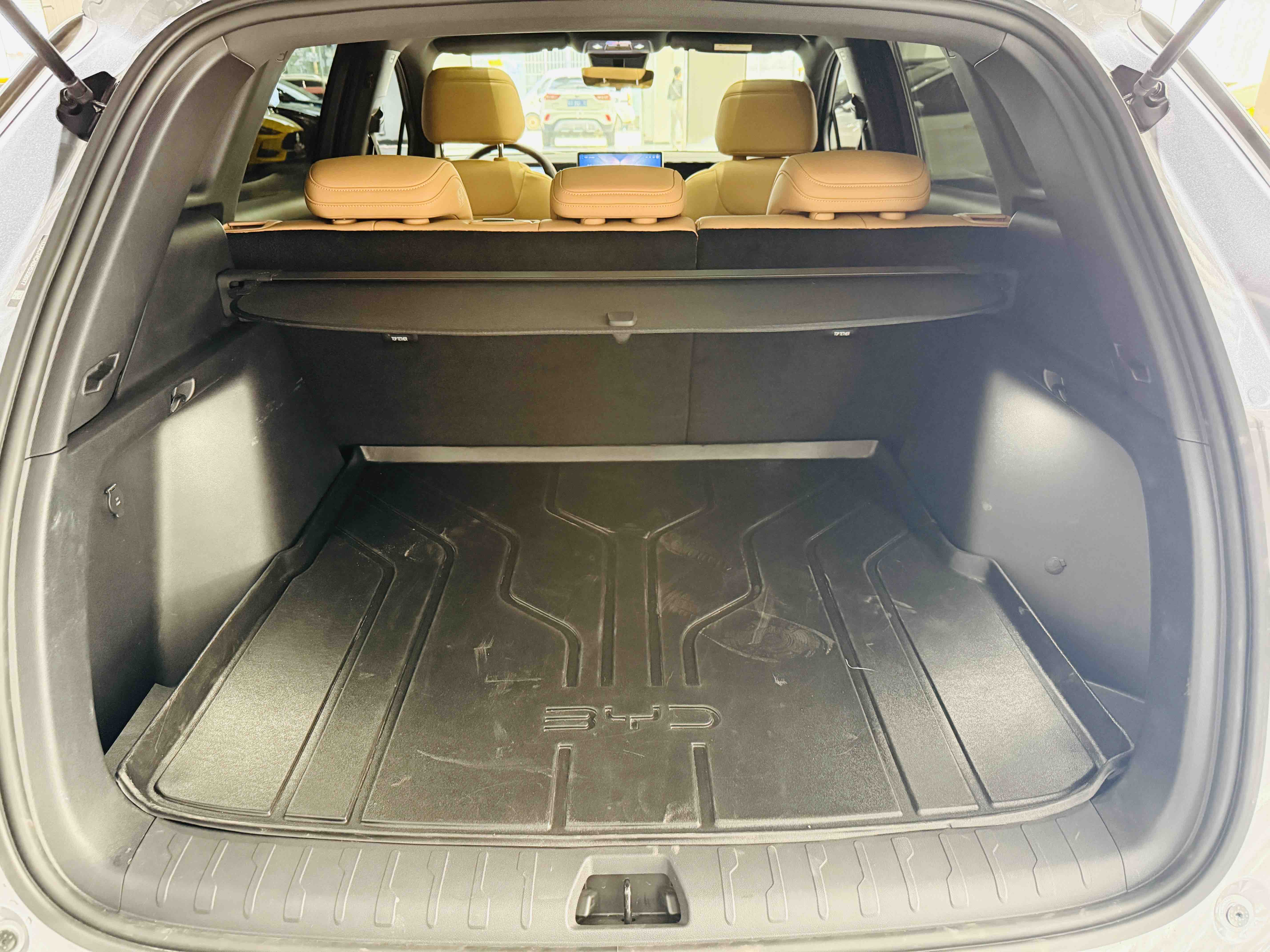 BYD SongL DM-i 2024 car image #22