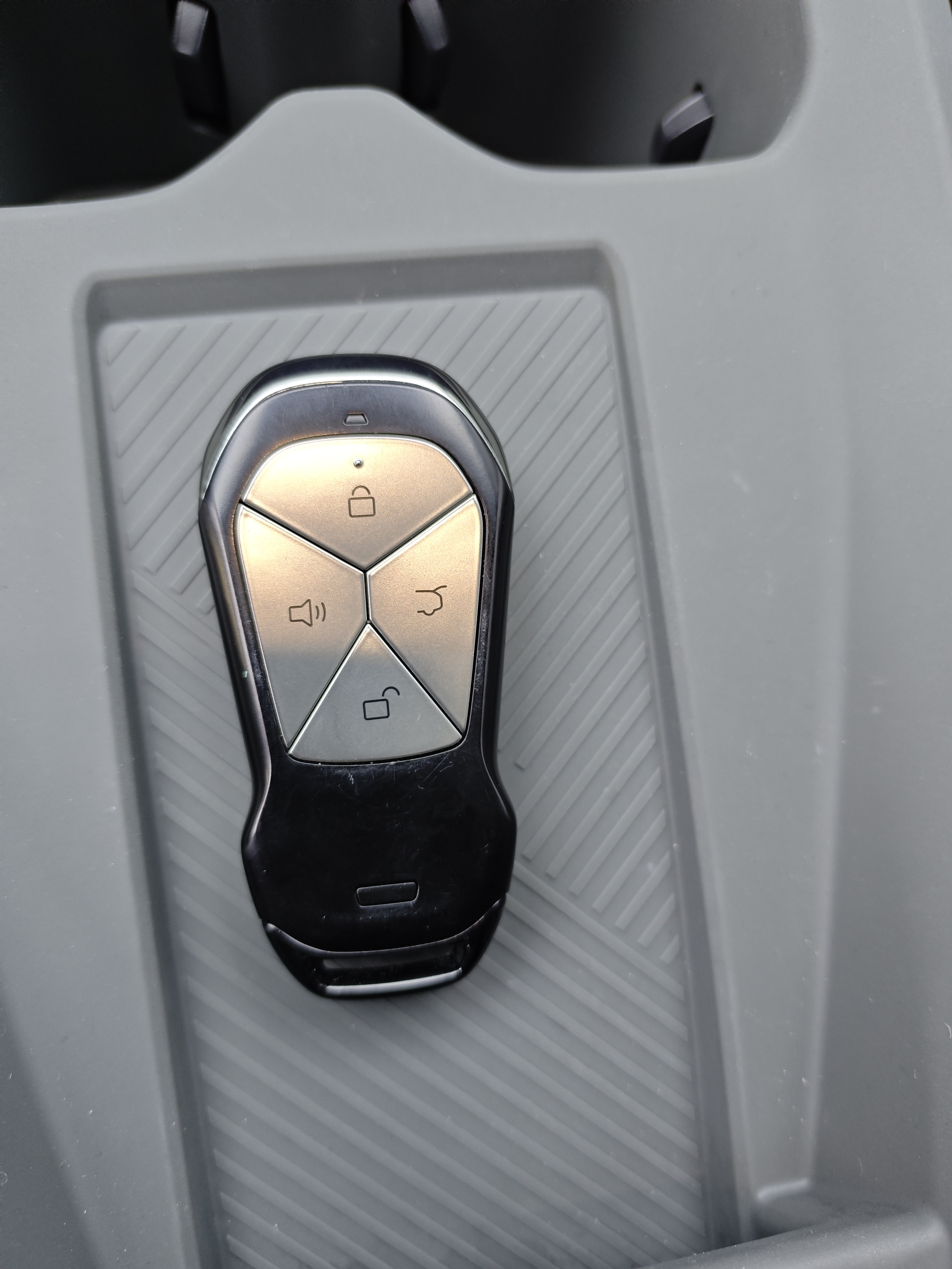 Xpeng MONA M03 2025 #22 Xpeng MONA M03 2025 immagine di auto #22