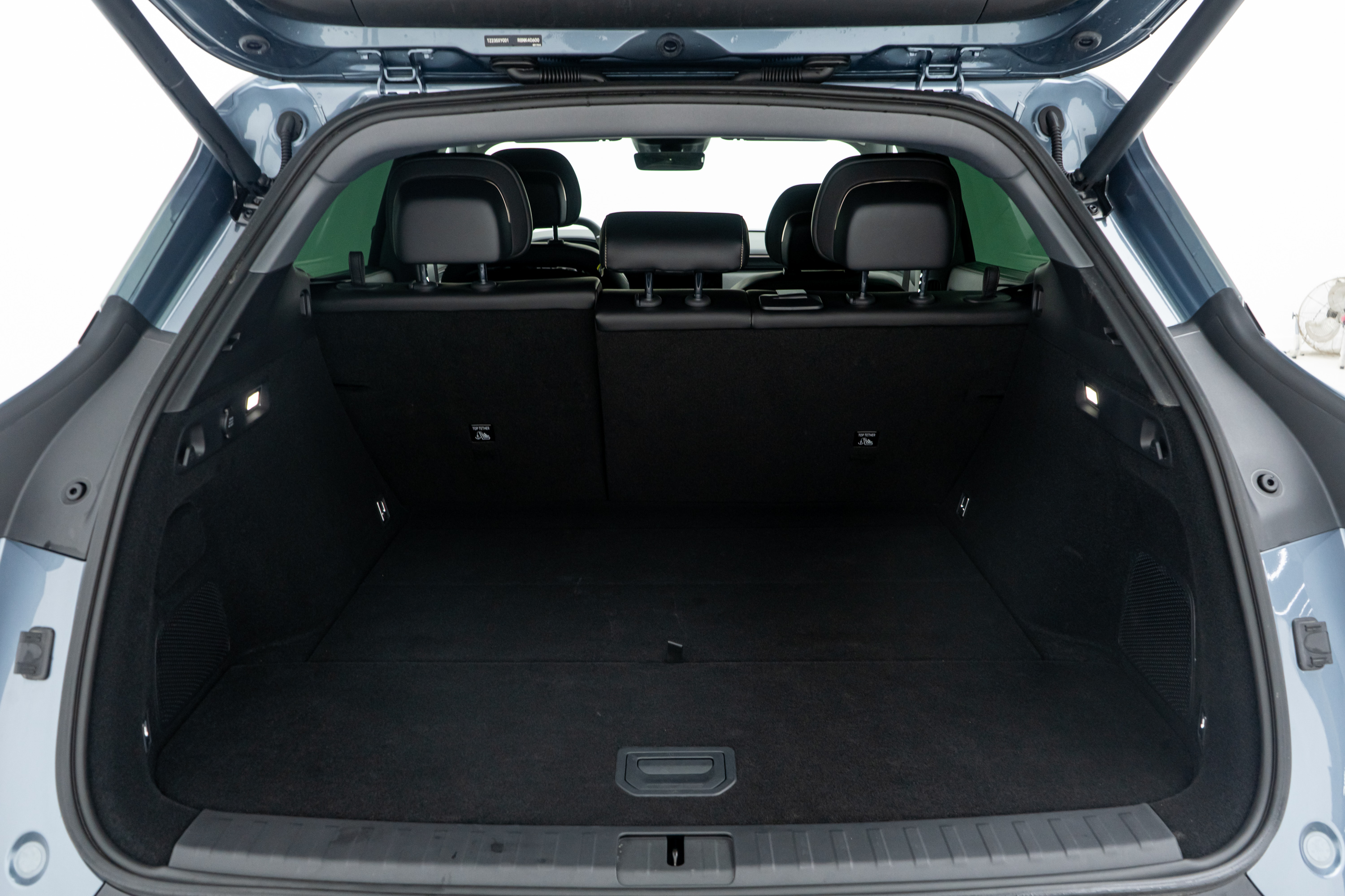Zeekr 7X 2024 car image #22