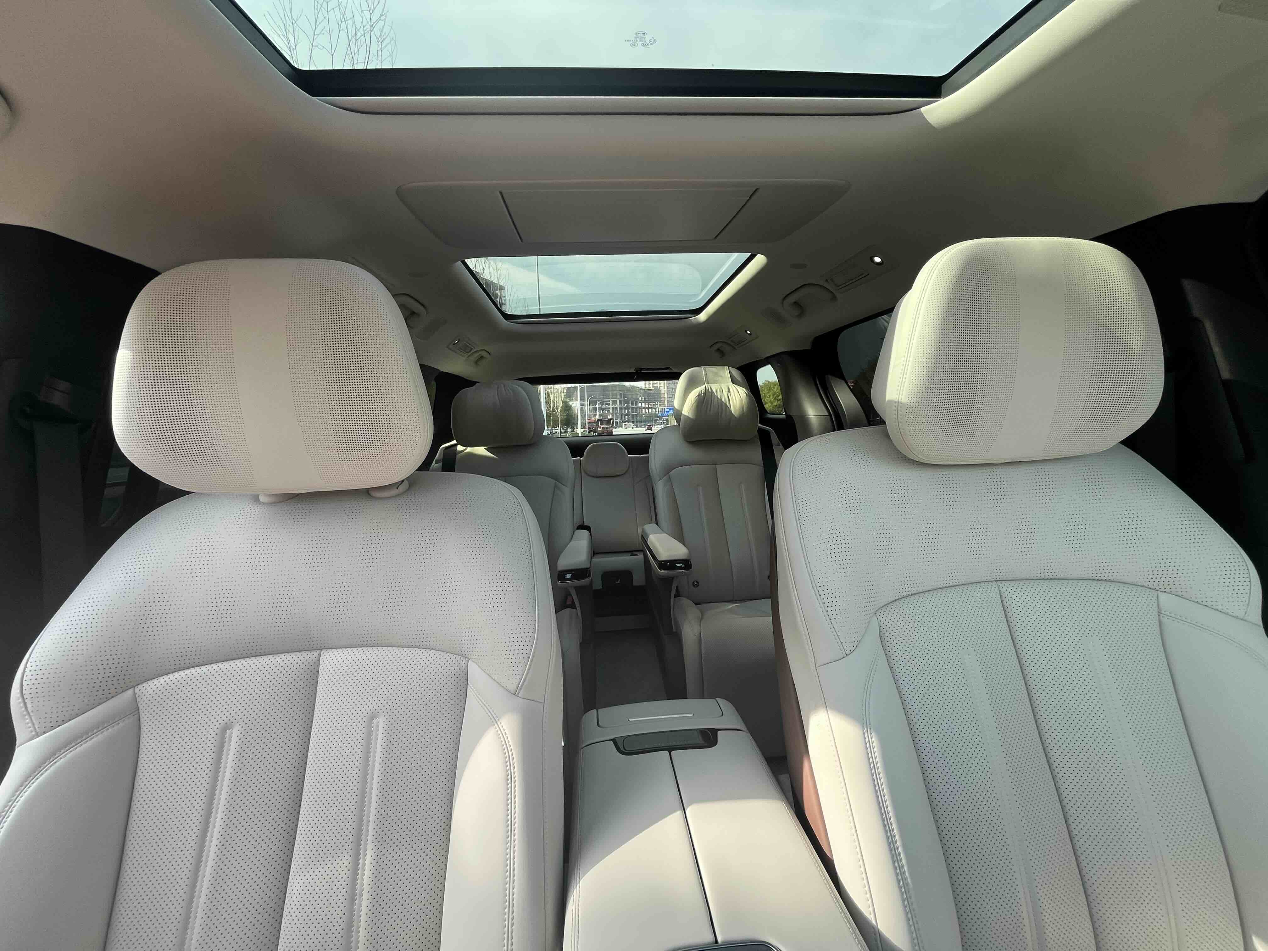 BYD Xia 2025 car image #22