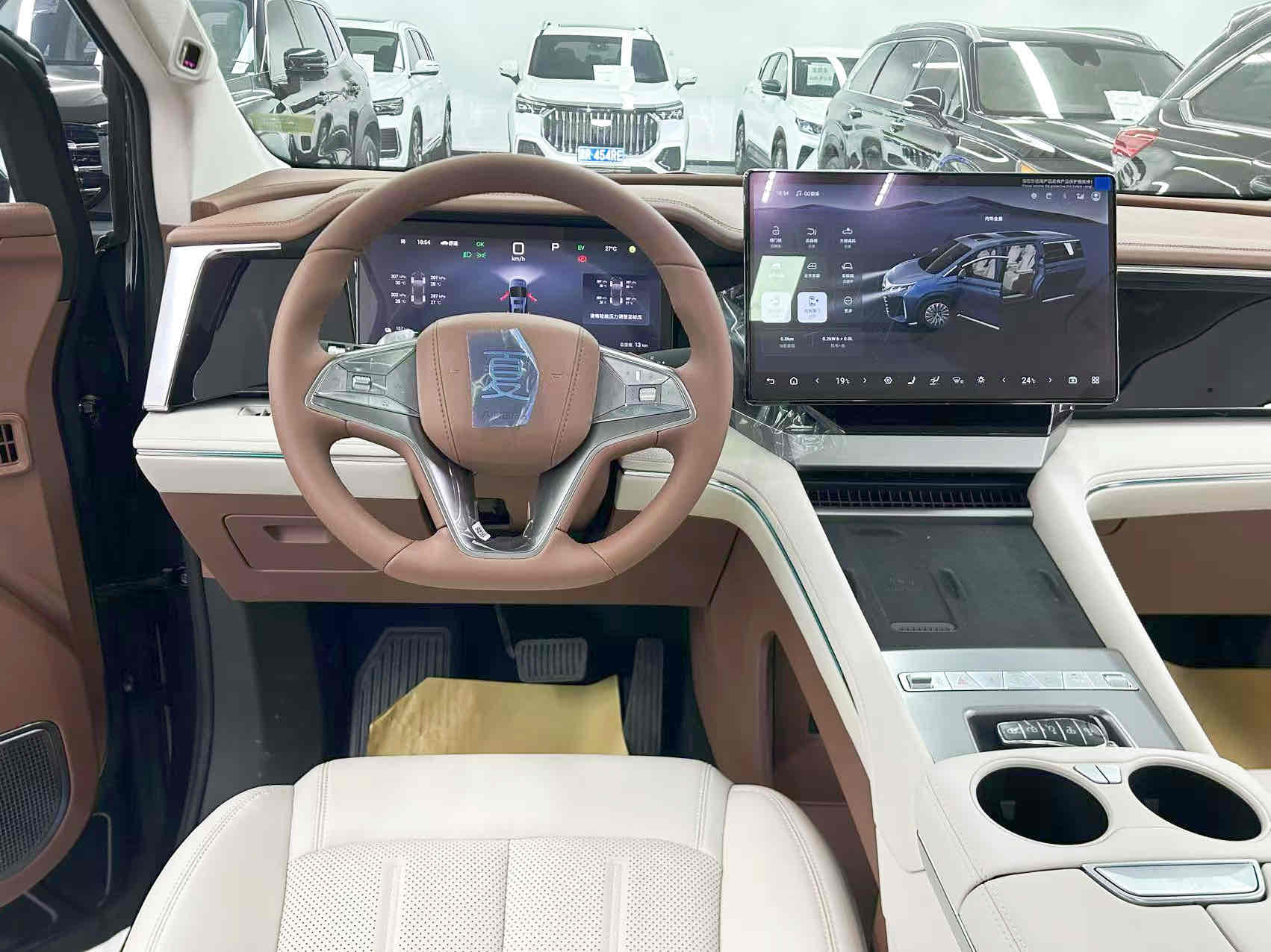 BYD Xia 2025 صورة سيارة #22