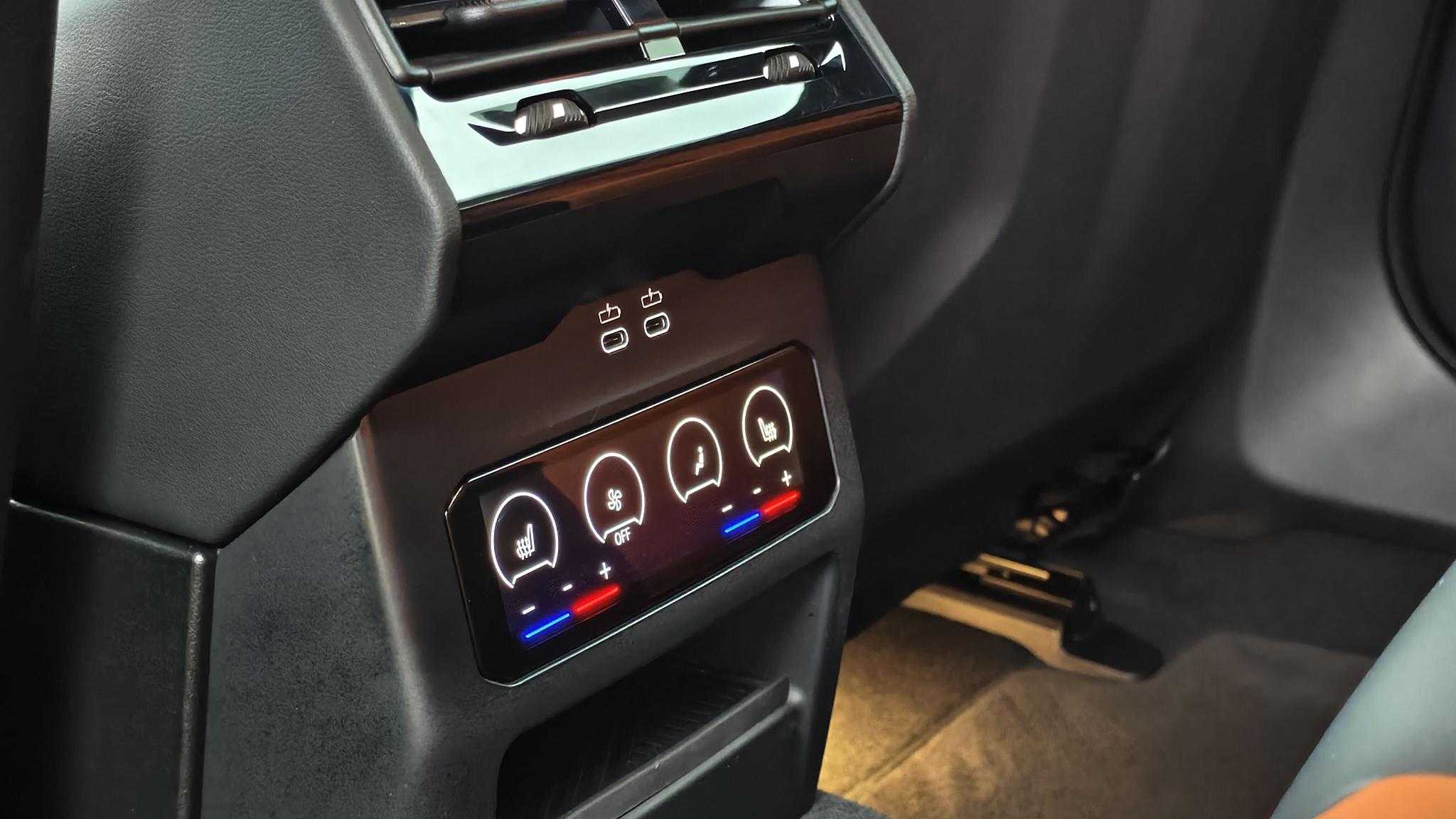 BMW M5 New Energy 2024 immagine di auto #22