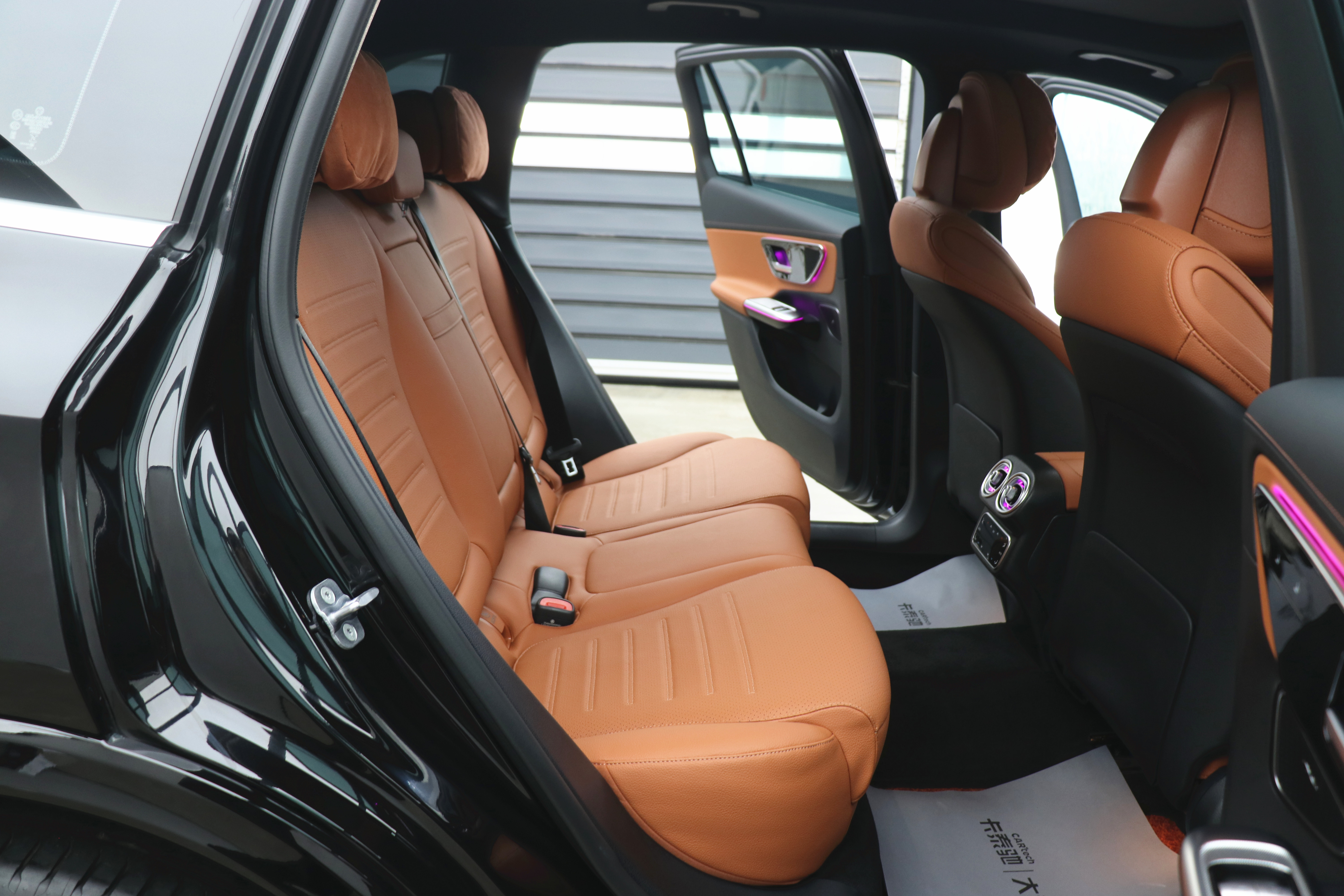 Mercedes-Benz GLC Class 2025 car image #22