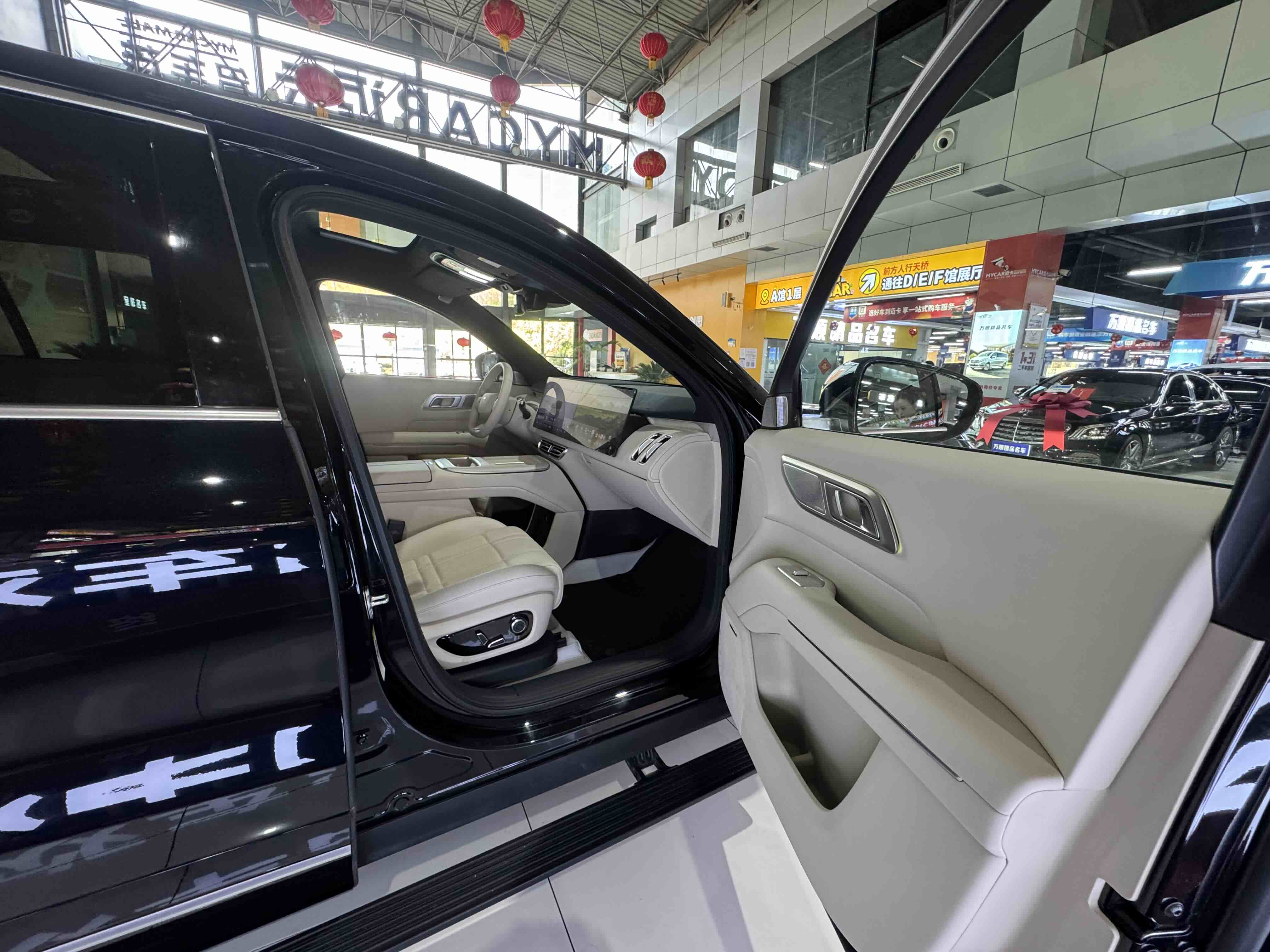 Deepal S09 2025 car image #22