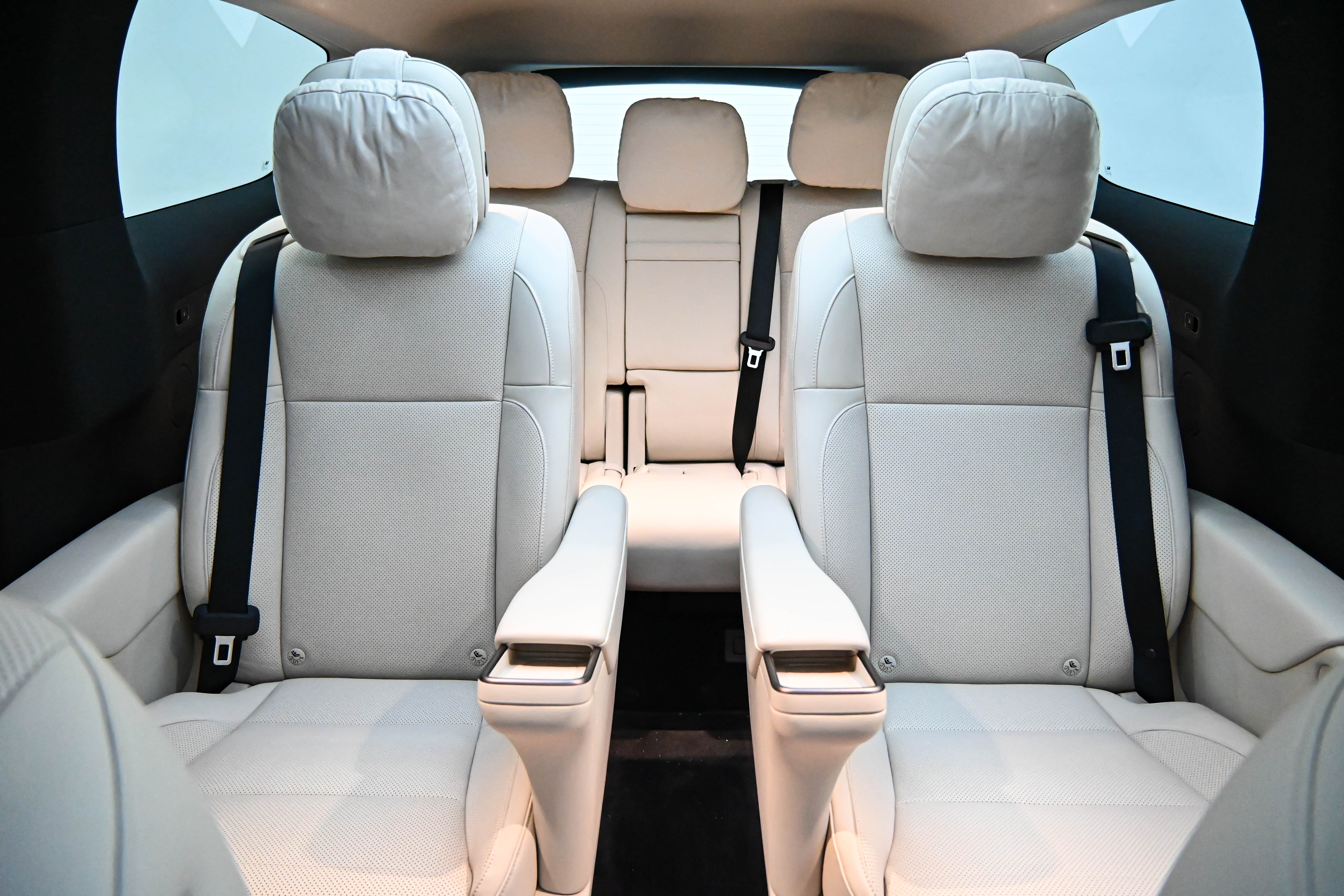 理想汽车 理想MEGA 2025 汽车图片 #22