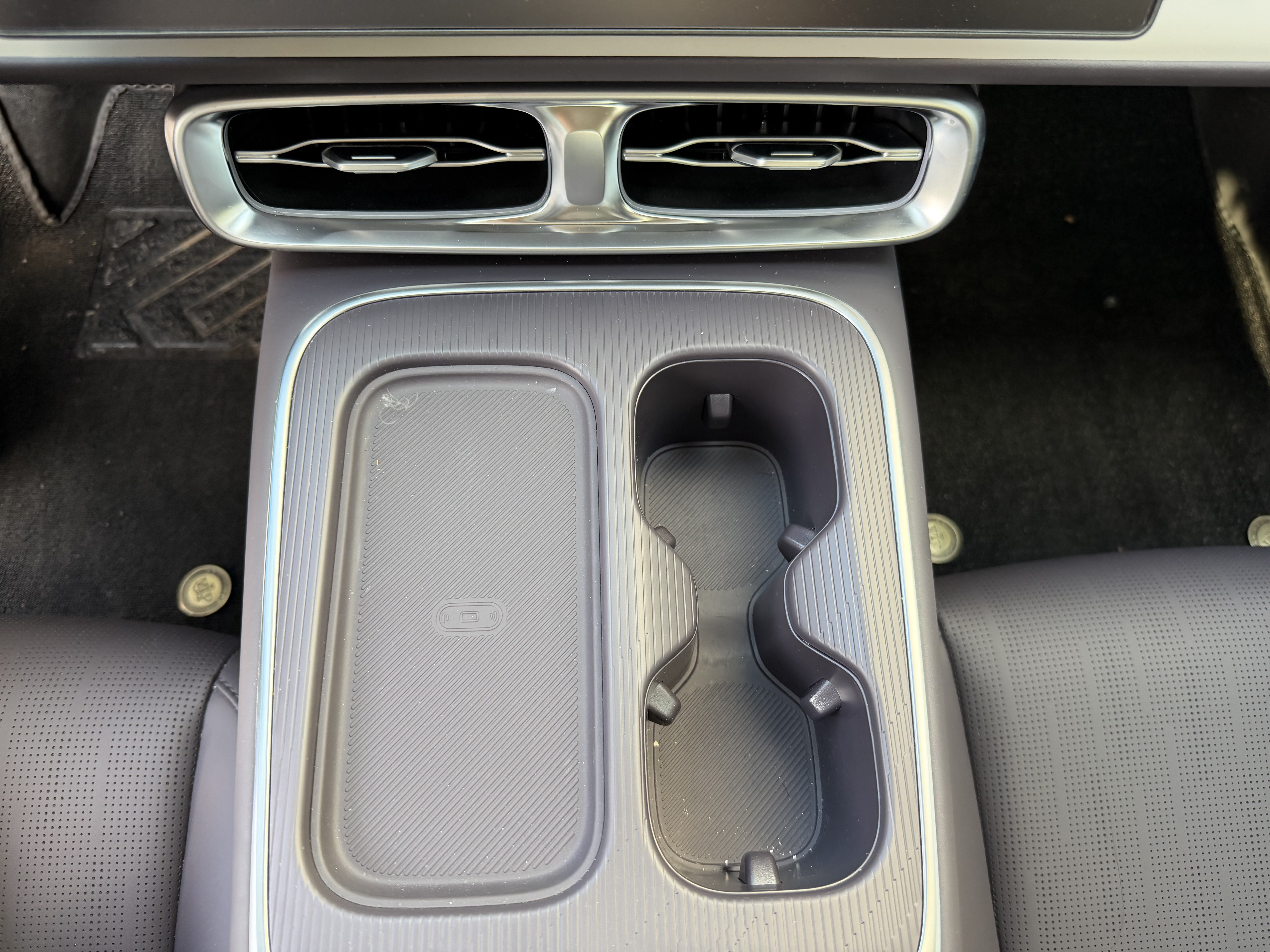 零跑汽车 零跑B01 2025 汽车图片 #22