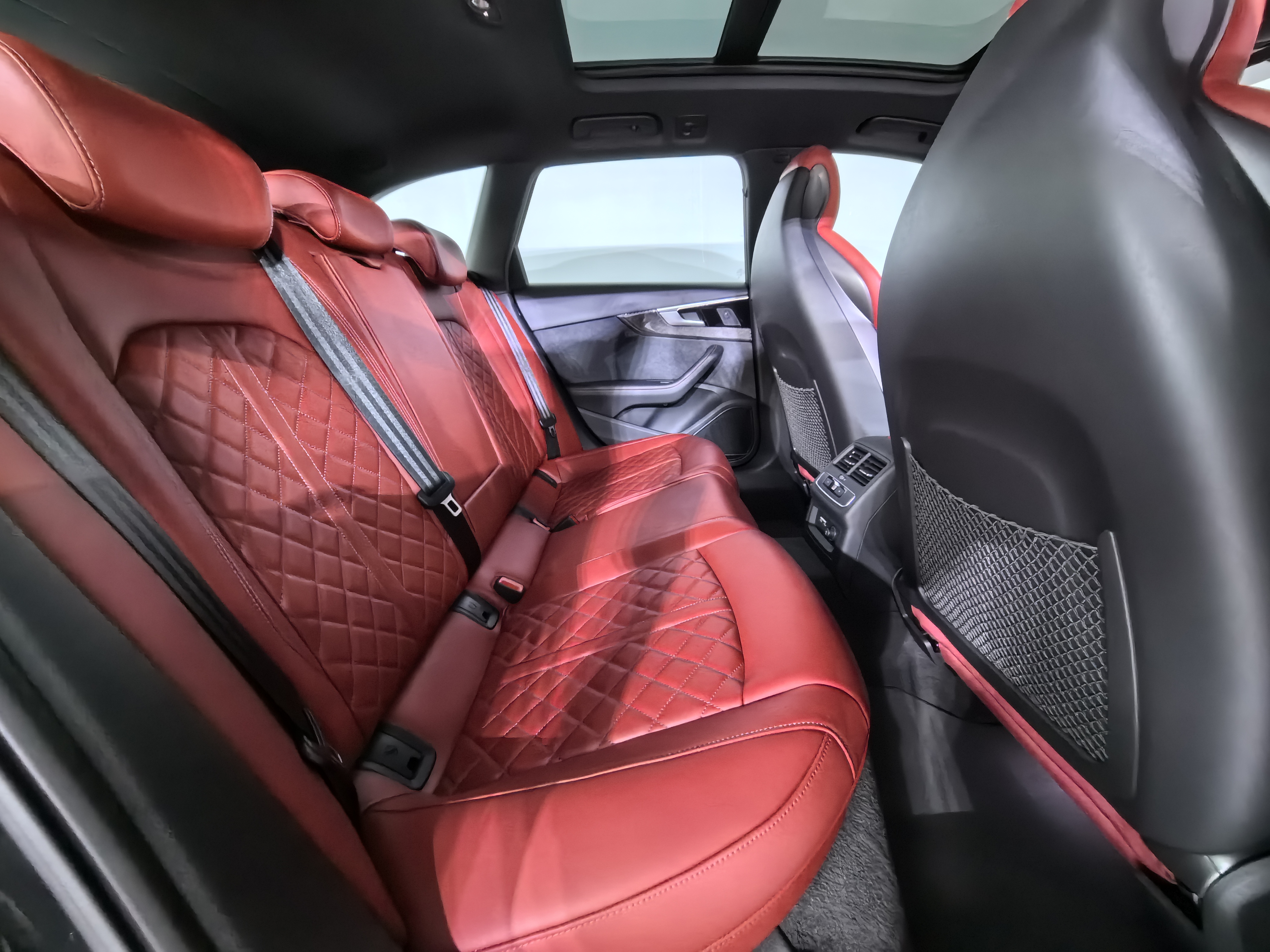 Audi S4 2025 imagem de carro #22