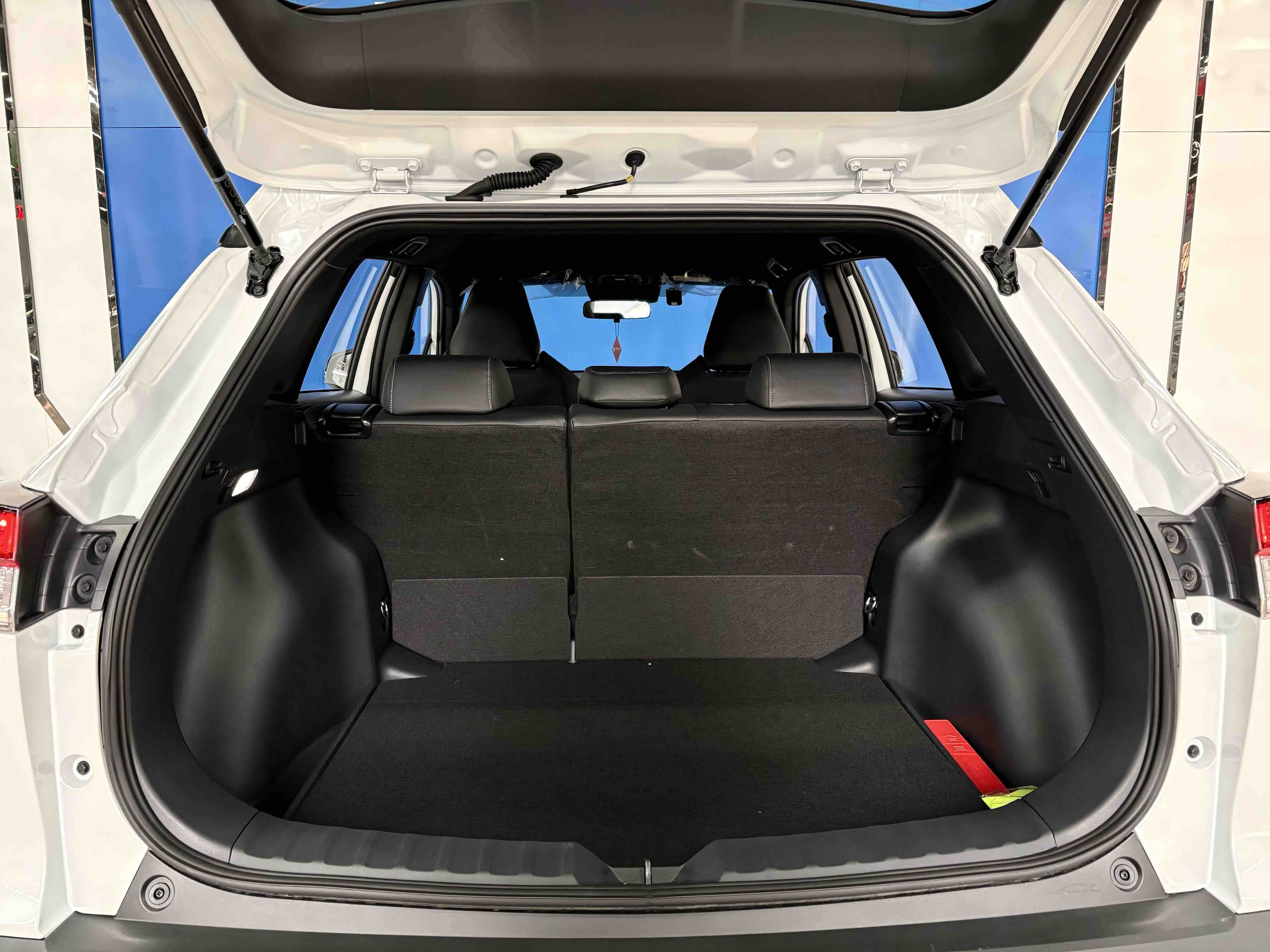 Corolla Cross 2026 car image #22
