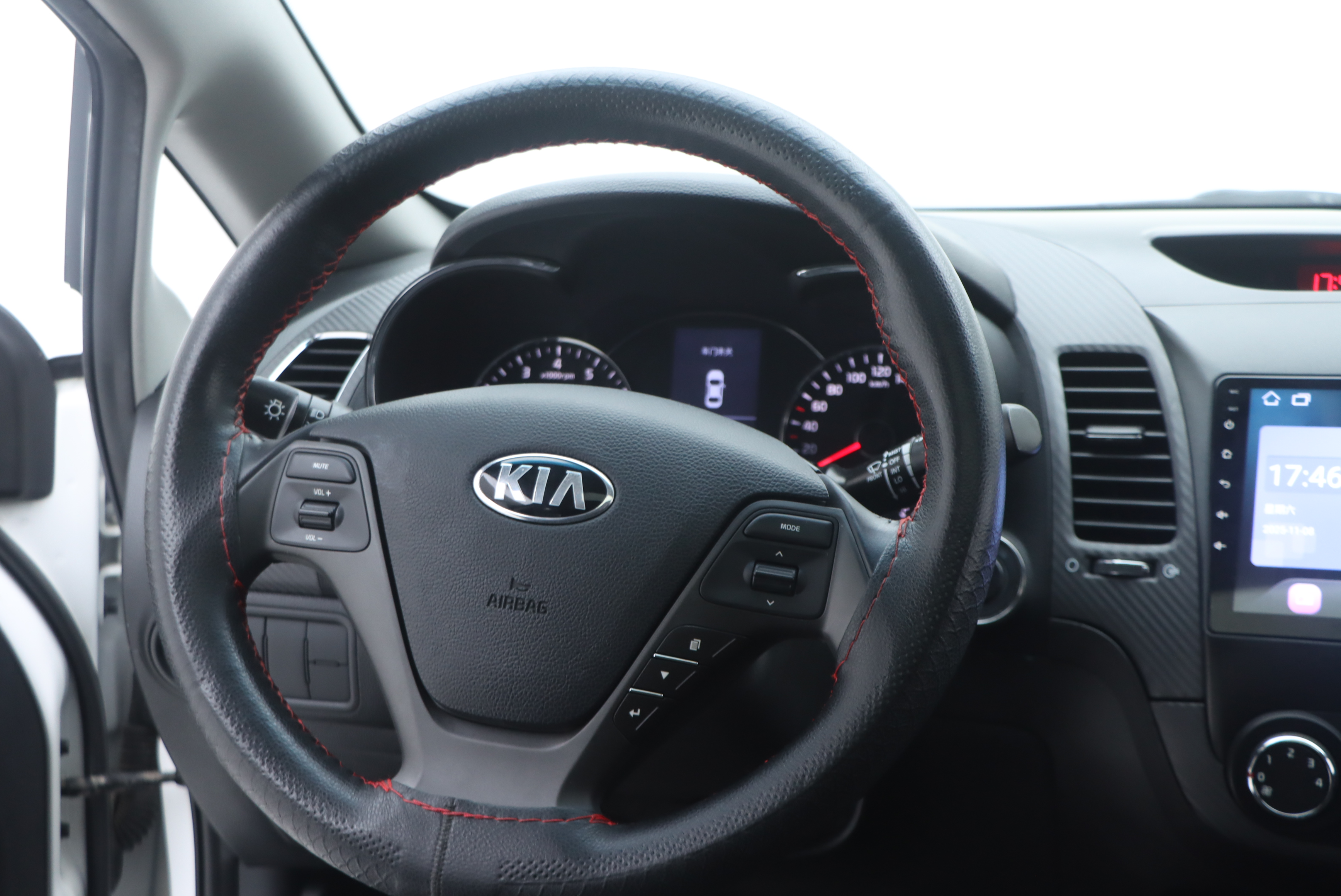 Kia Forte Koup 2014 car image #22