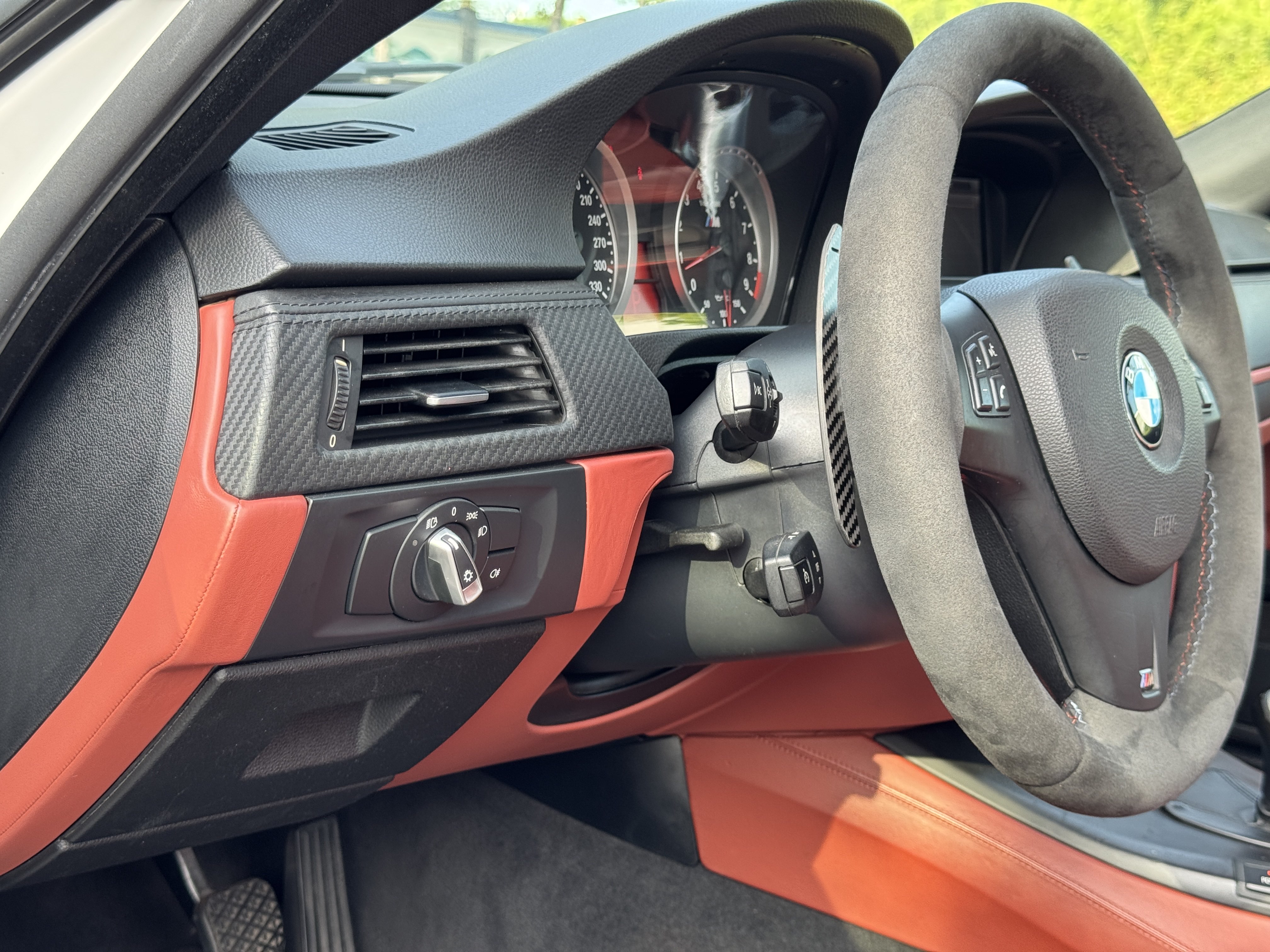 BMW M3 2010 #22 BMW M3 2010 car image #22