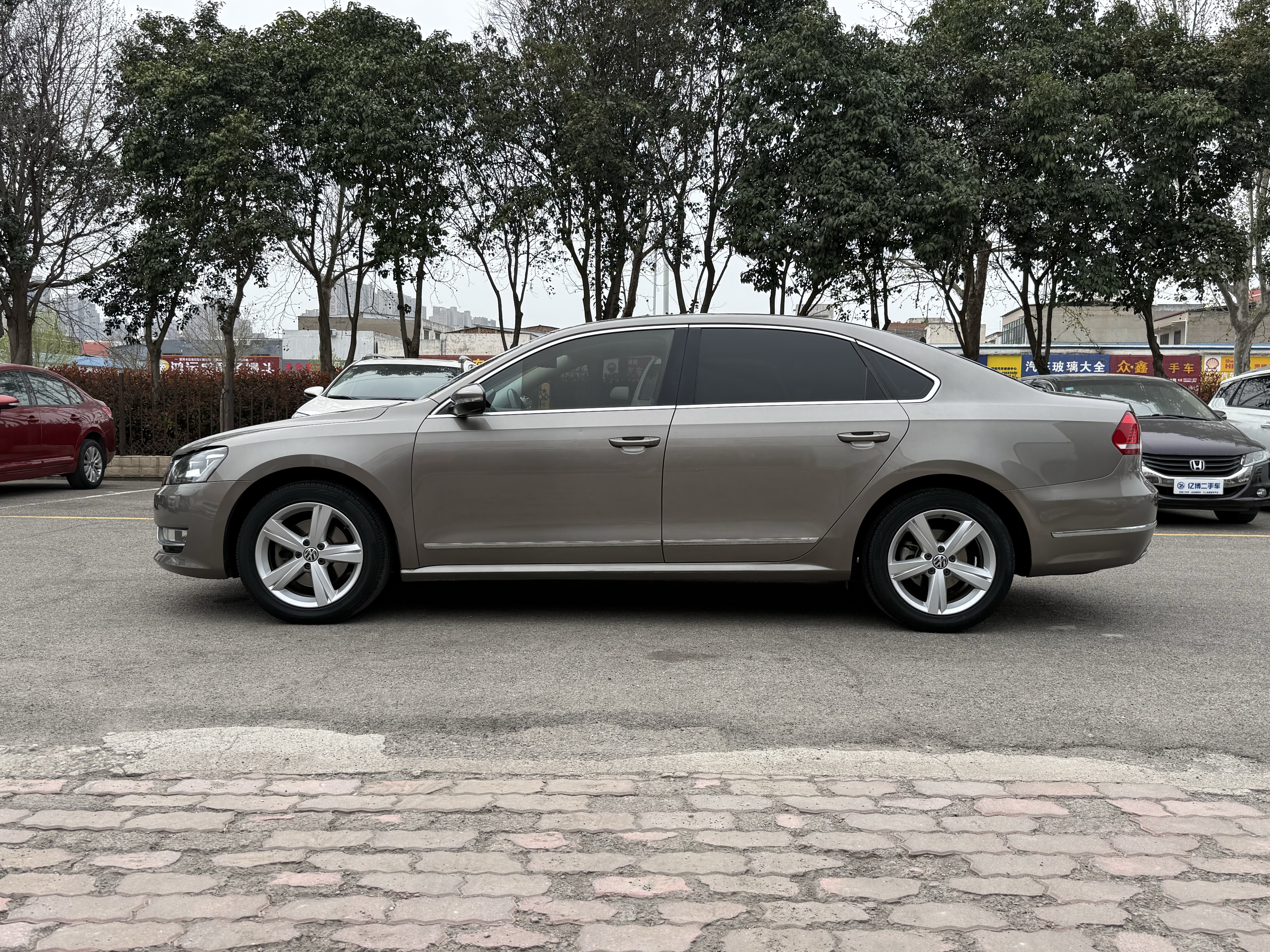 Volkswagen Passat 2014 صورة سيارة #22