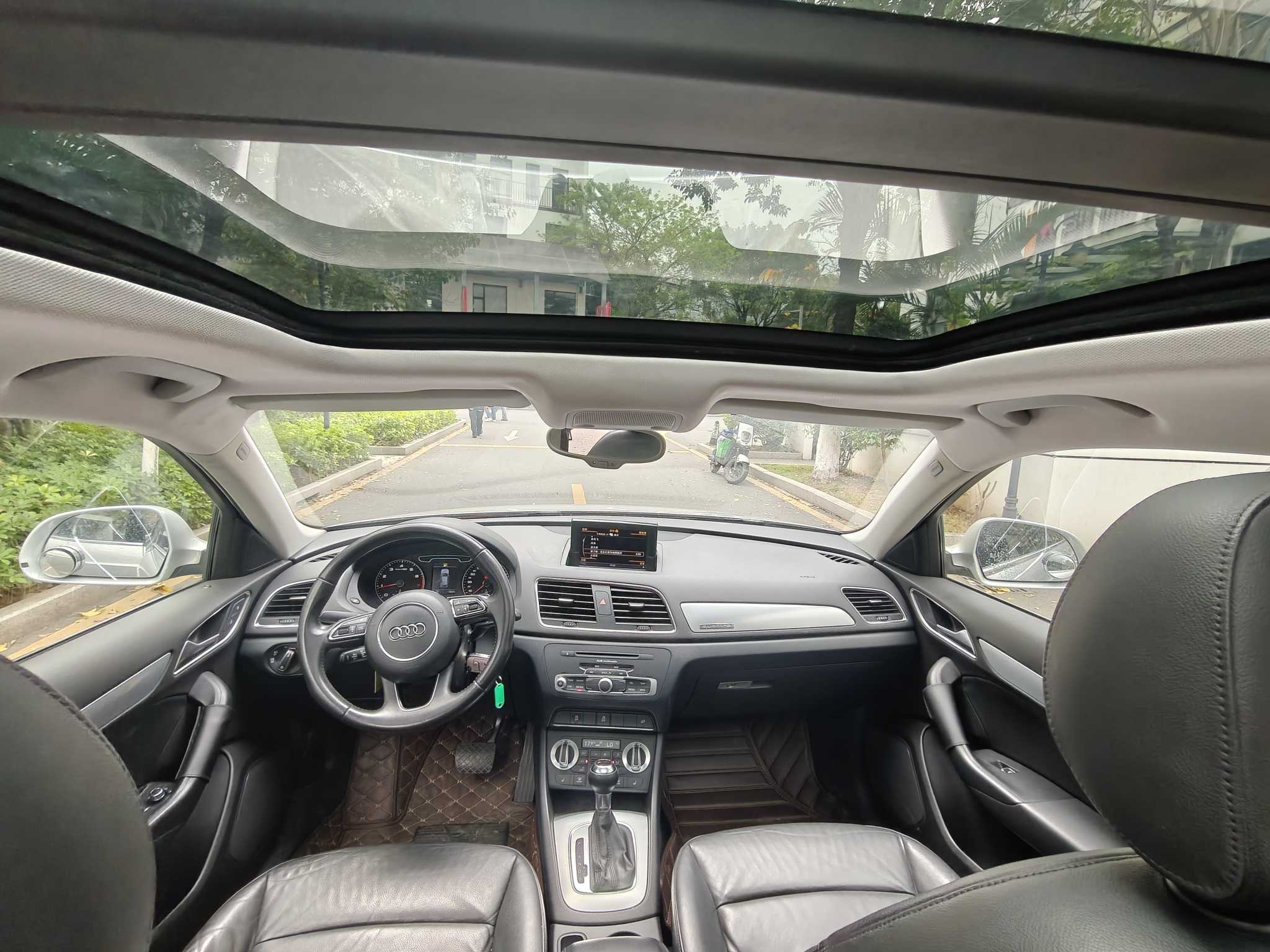 Audi Q3 (Imported) 2014 car image #22