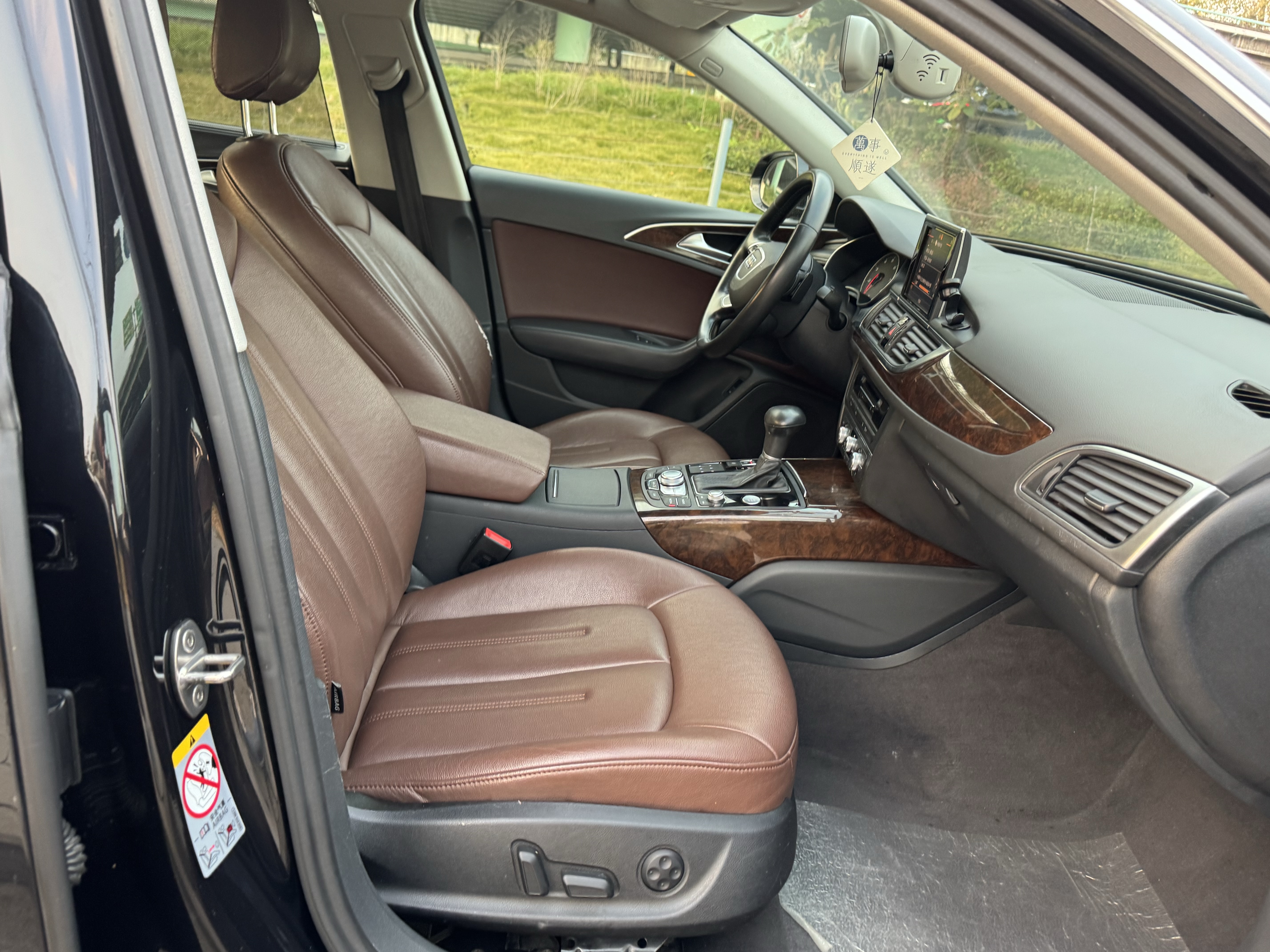 Audi A6L 2016 car image #22