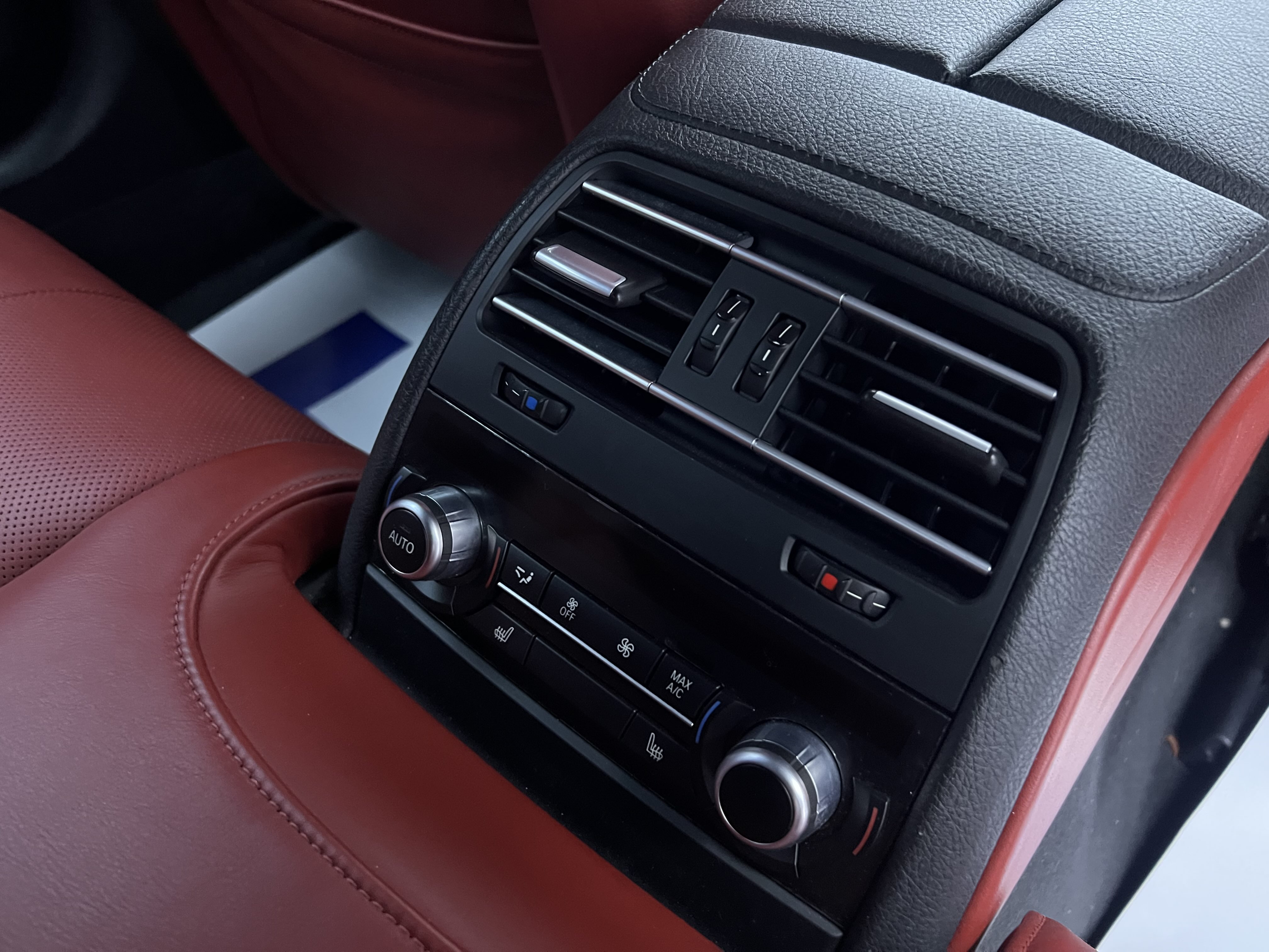 BMW M6 2016 car image #22