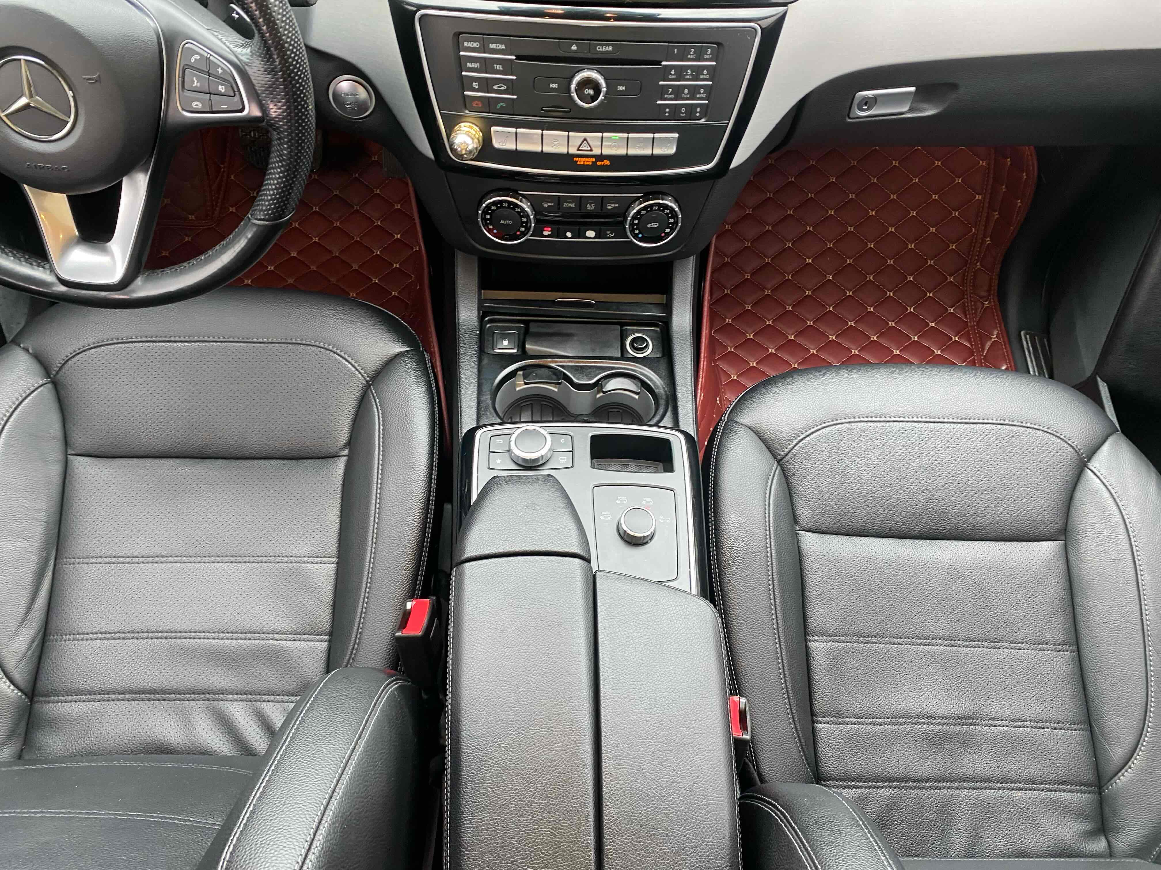 Mercedes-Benz GLE Coupe 2016 صورة سيارة #22