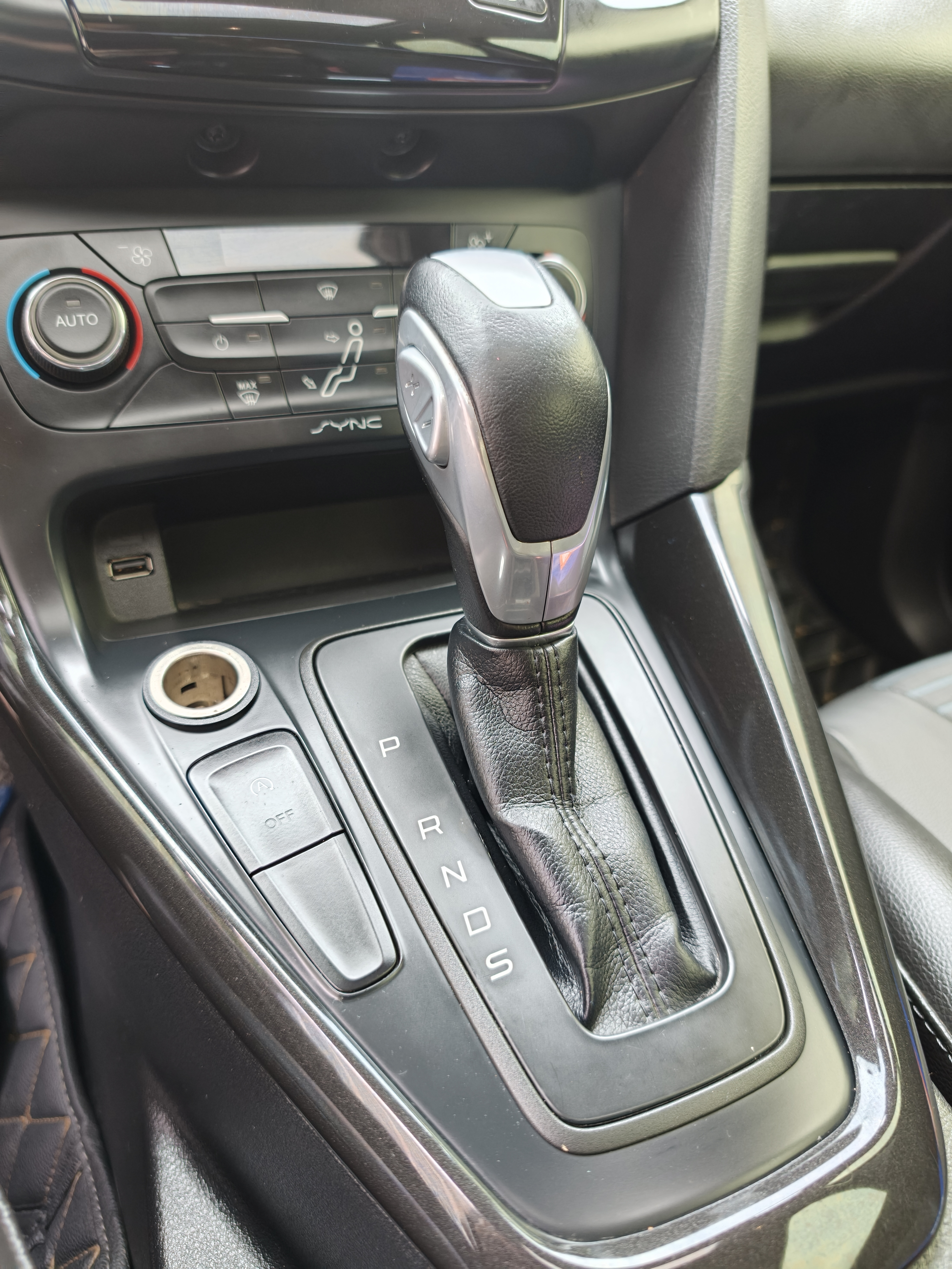 Ford Focus 2016 immagine di auto #22