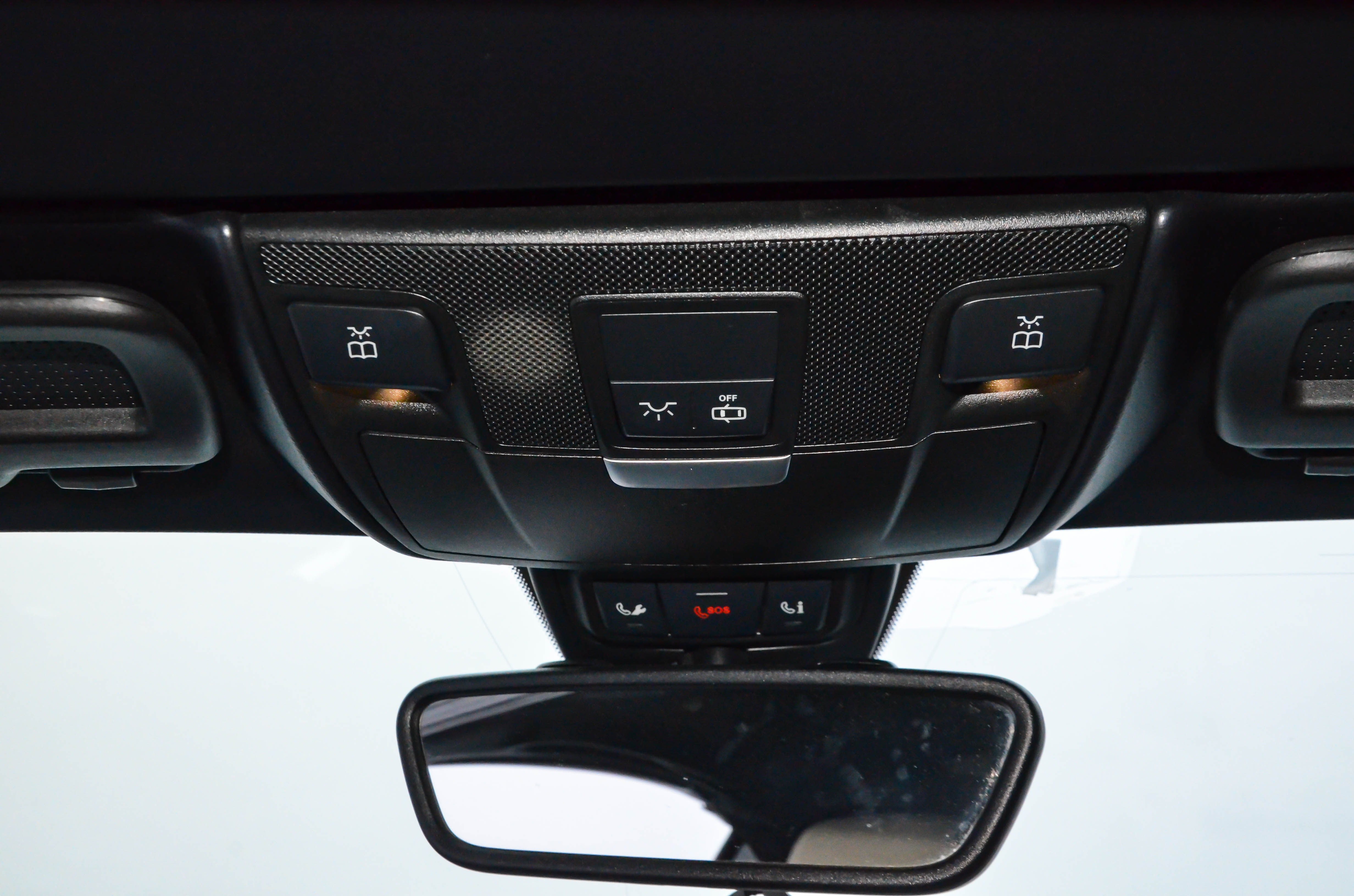 Mercedes-Benz SLC Class 2019 car image #22