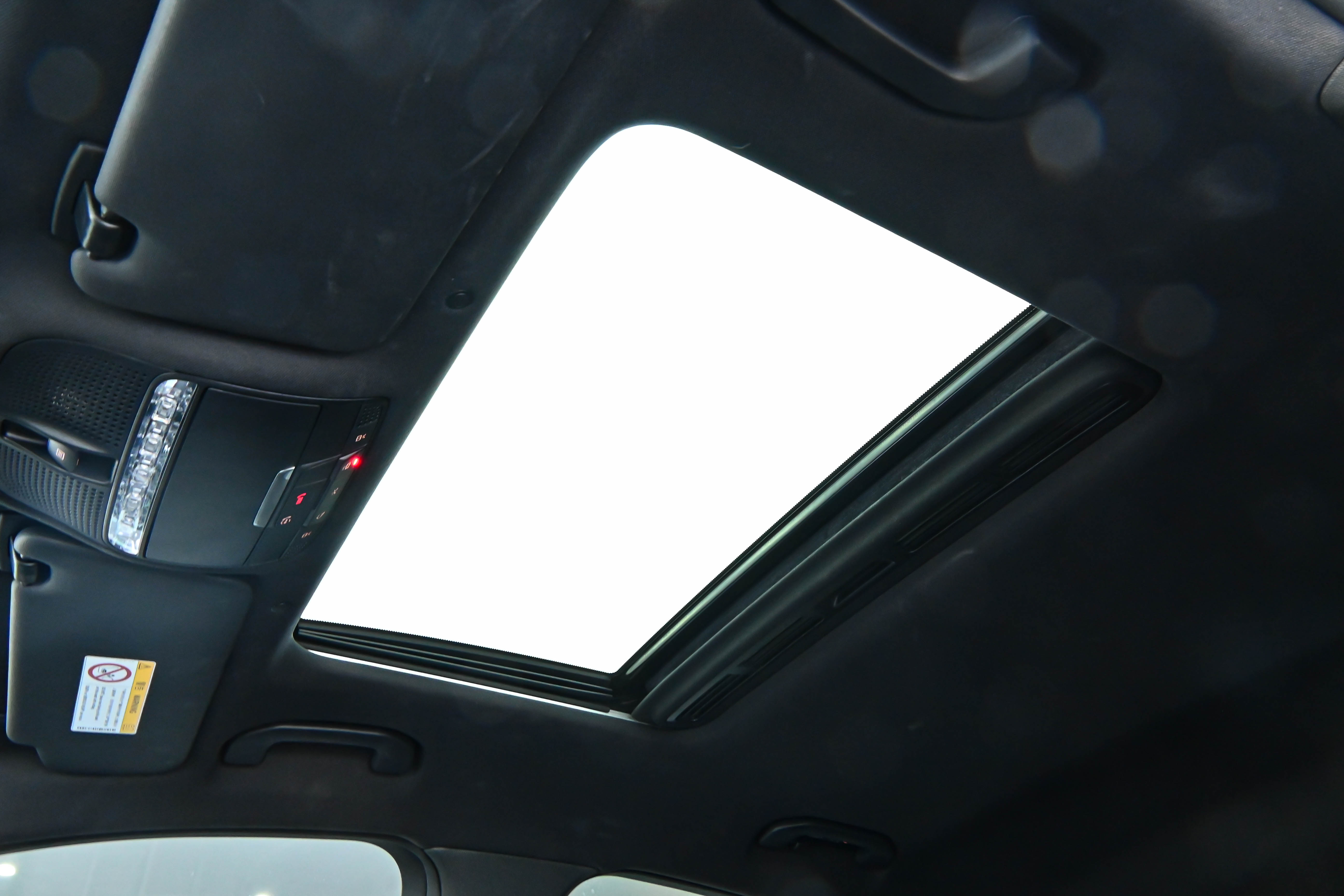 Mercedes-Benz GLC Coupe 2021 immagine di auto #22