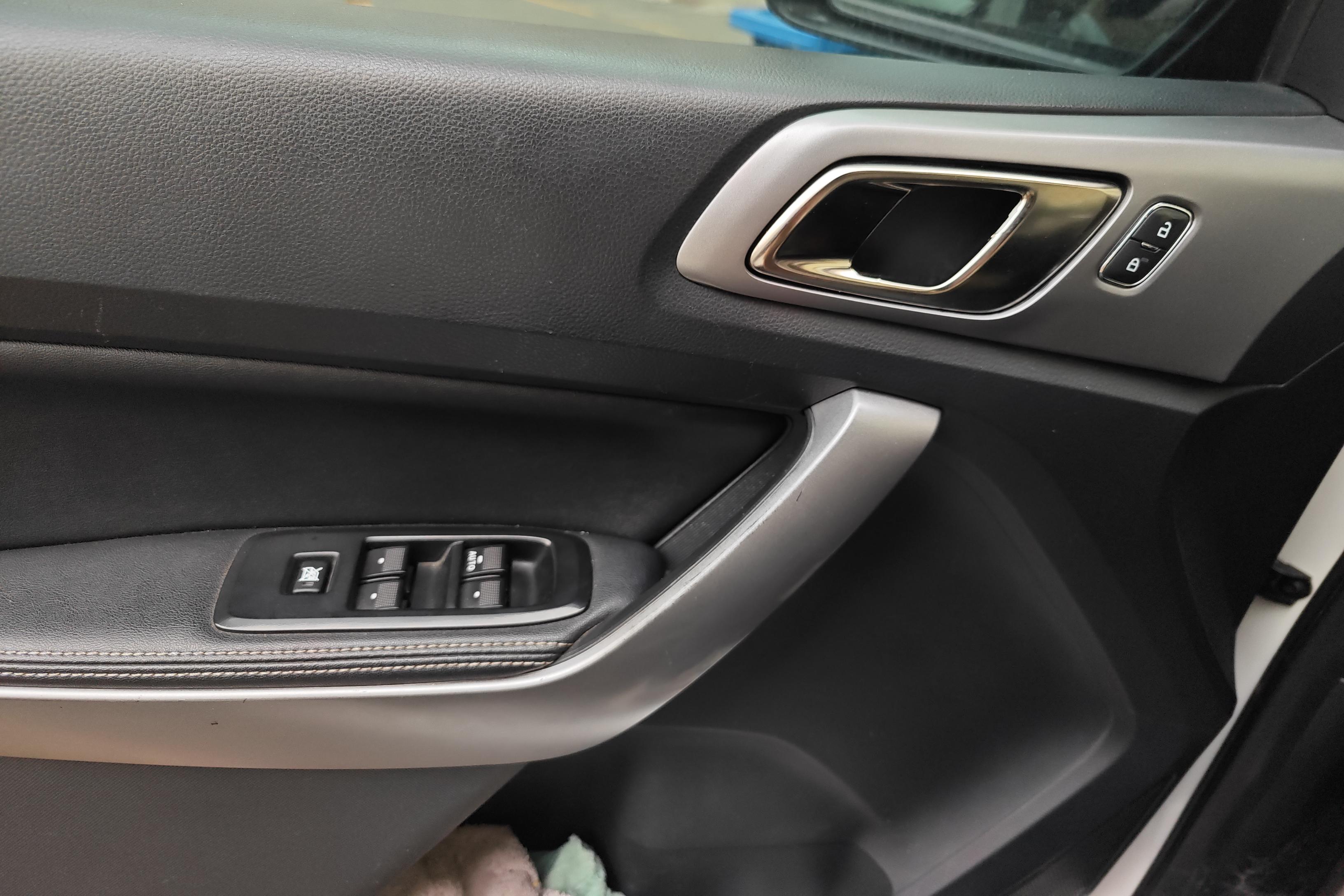 Ford Everest 2018 car image #22