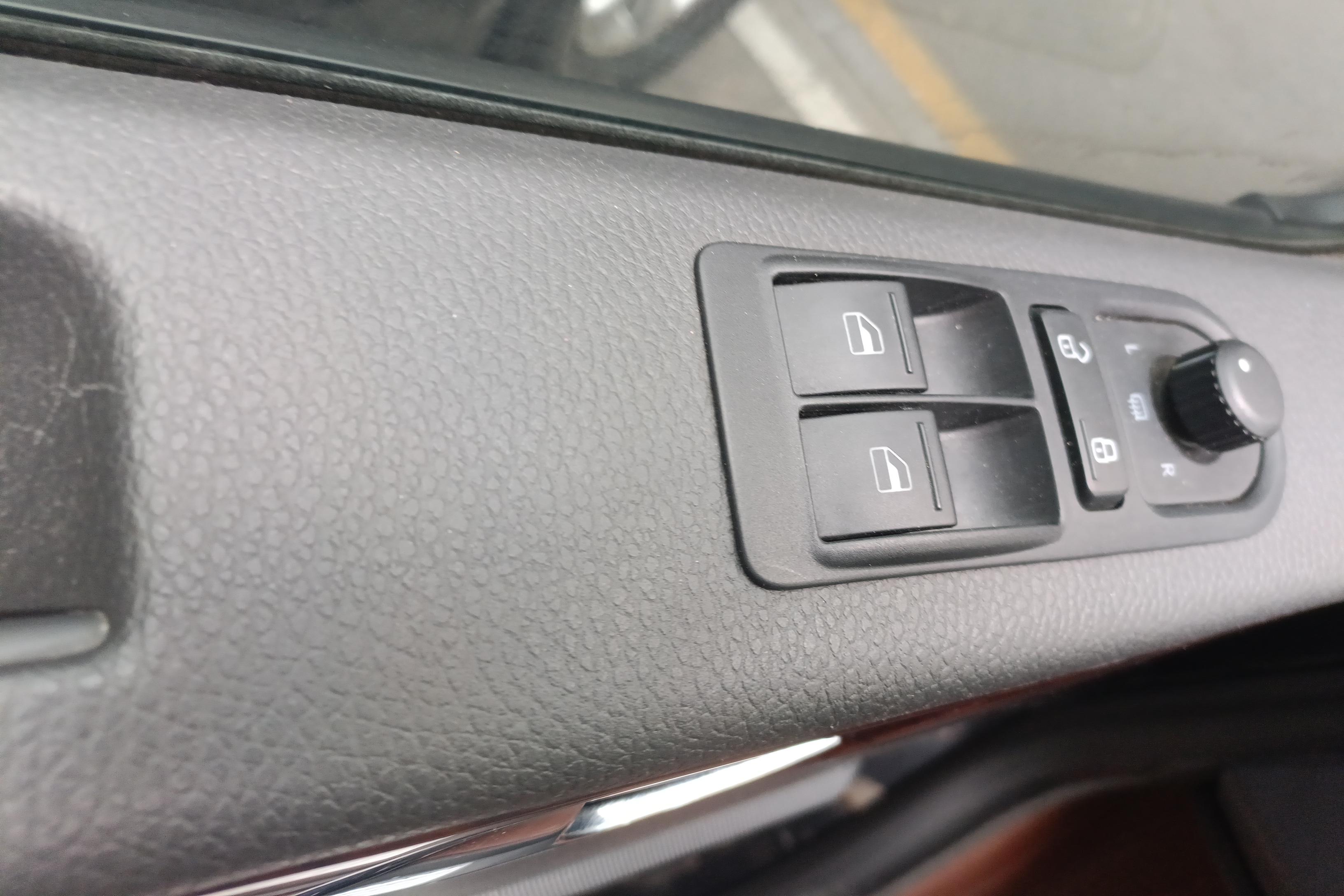 Volkswagen Multivan 2014 #22 Volkswagen Multivan 2014 imagem de carro #22